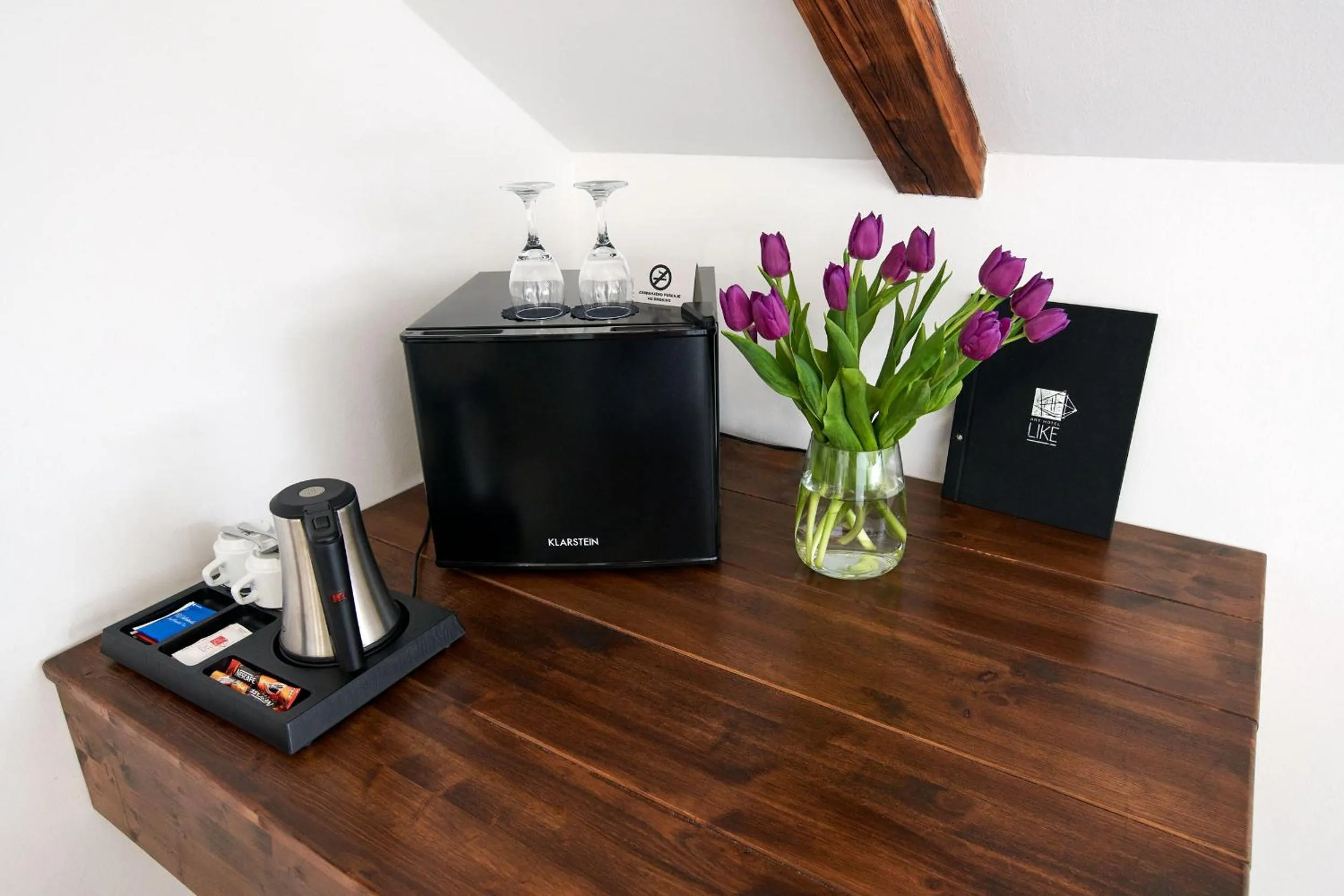 Coffee/tea facilities in Art Hotel Like