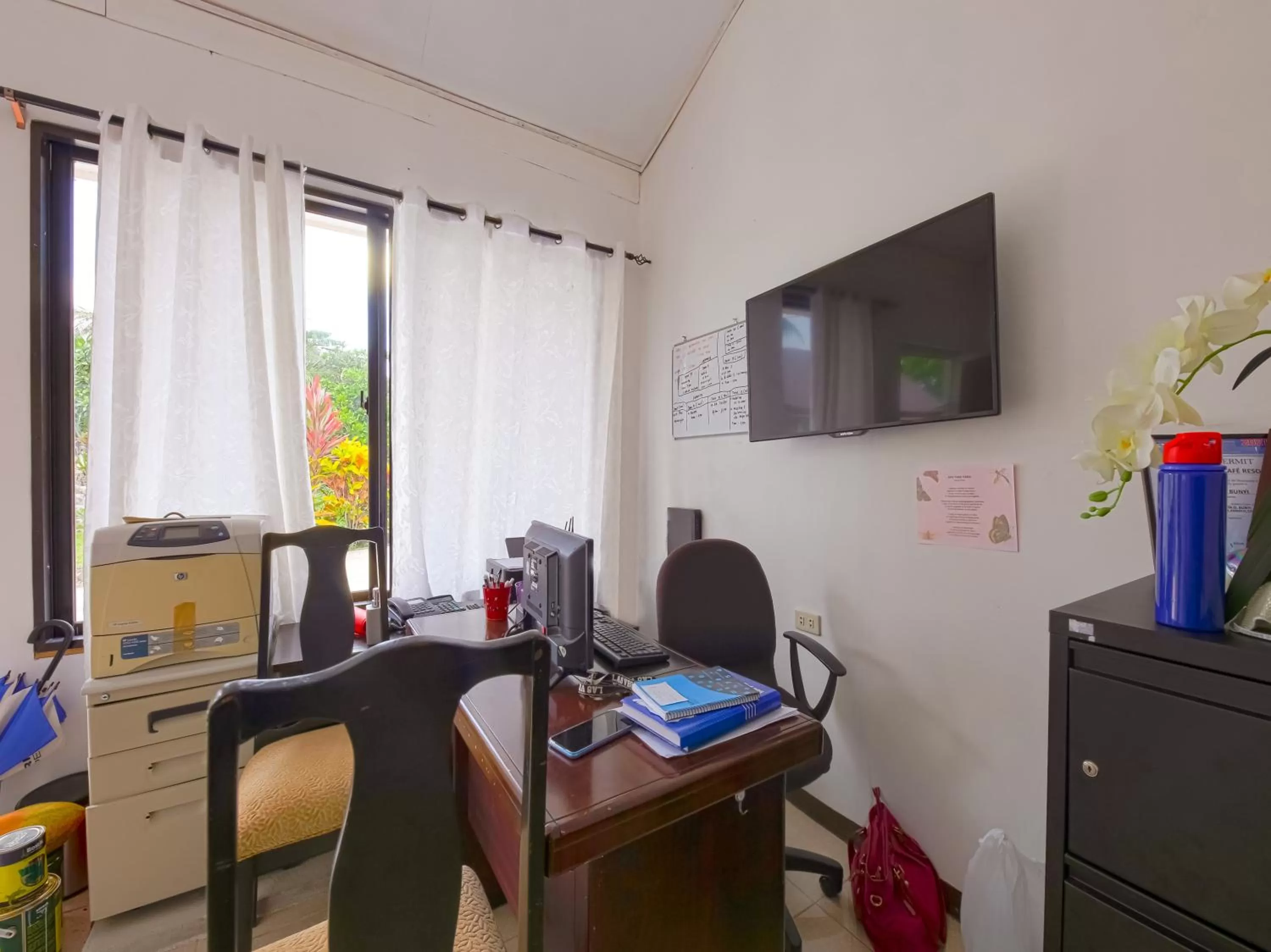 Lobby or reception, TV/Entertainment Center in OYO 784 Laura's Garden Resort