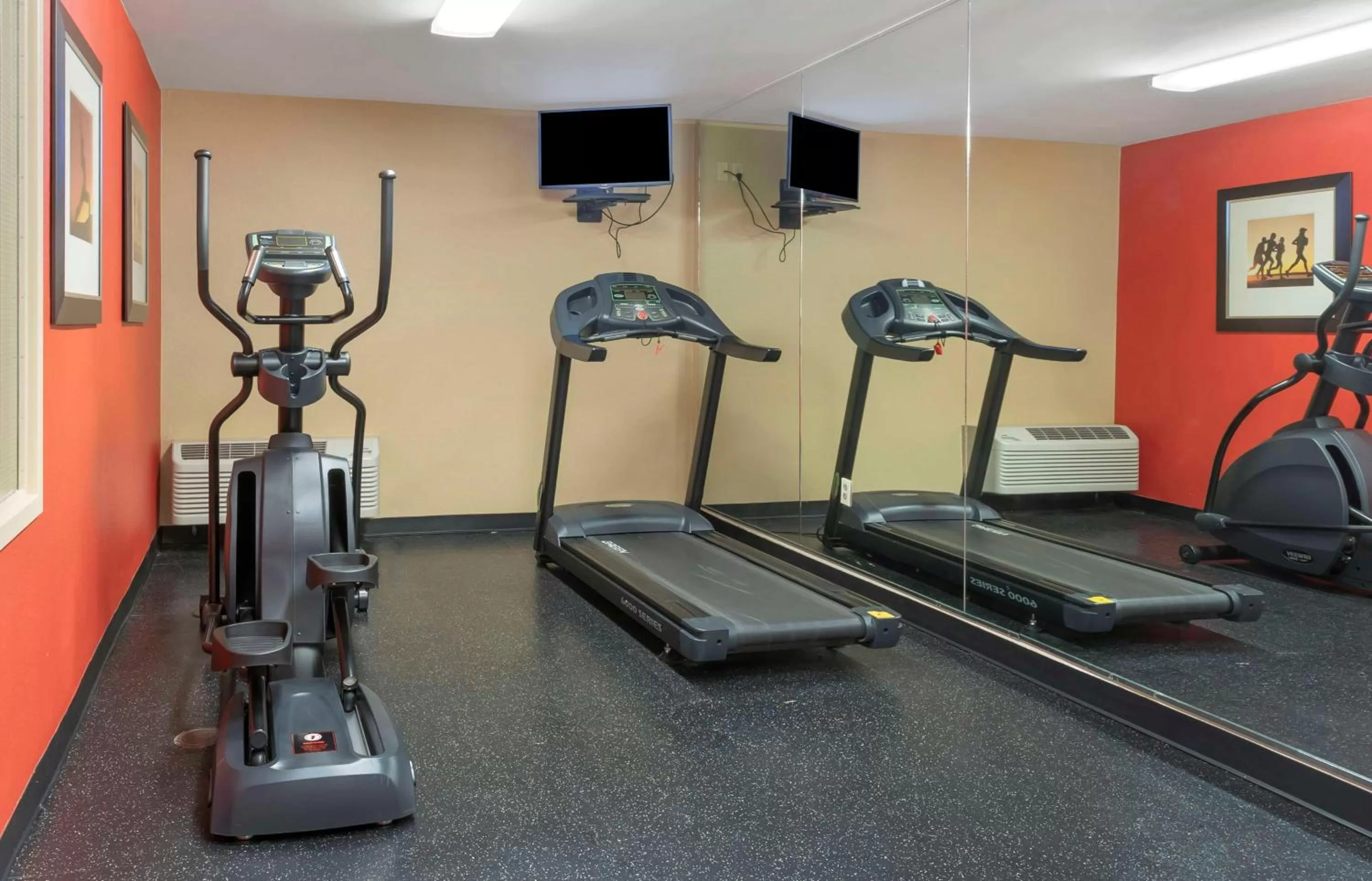Fitness centre/facilities in Extended Stay America Suites - Oakland - Alameda Airport