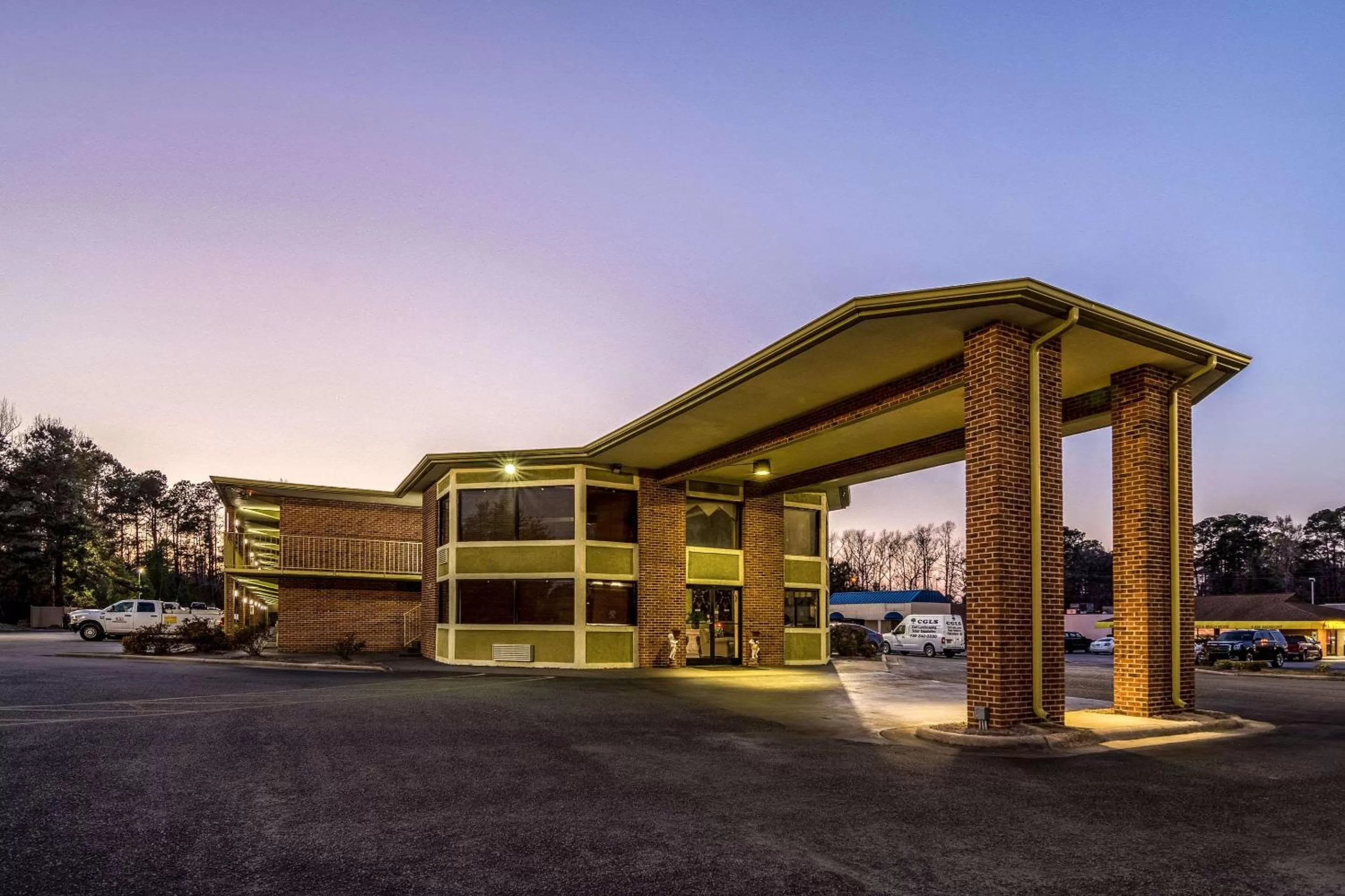 Property building in Econo Lodge Whiteville