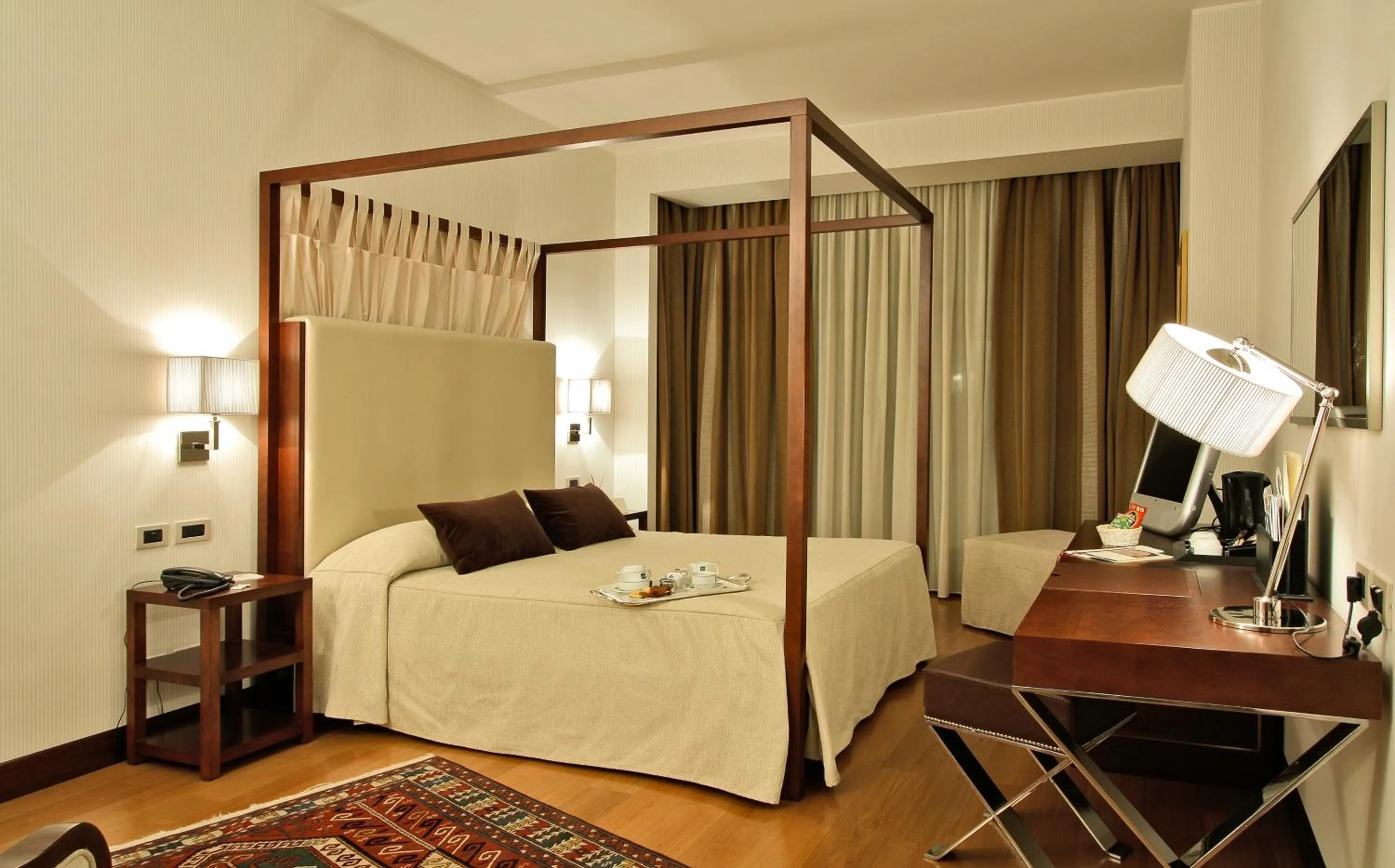 Bedroom, Bed in Hotel Del Campo