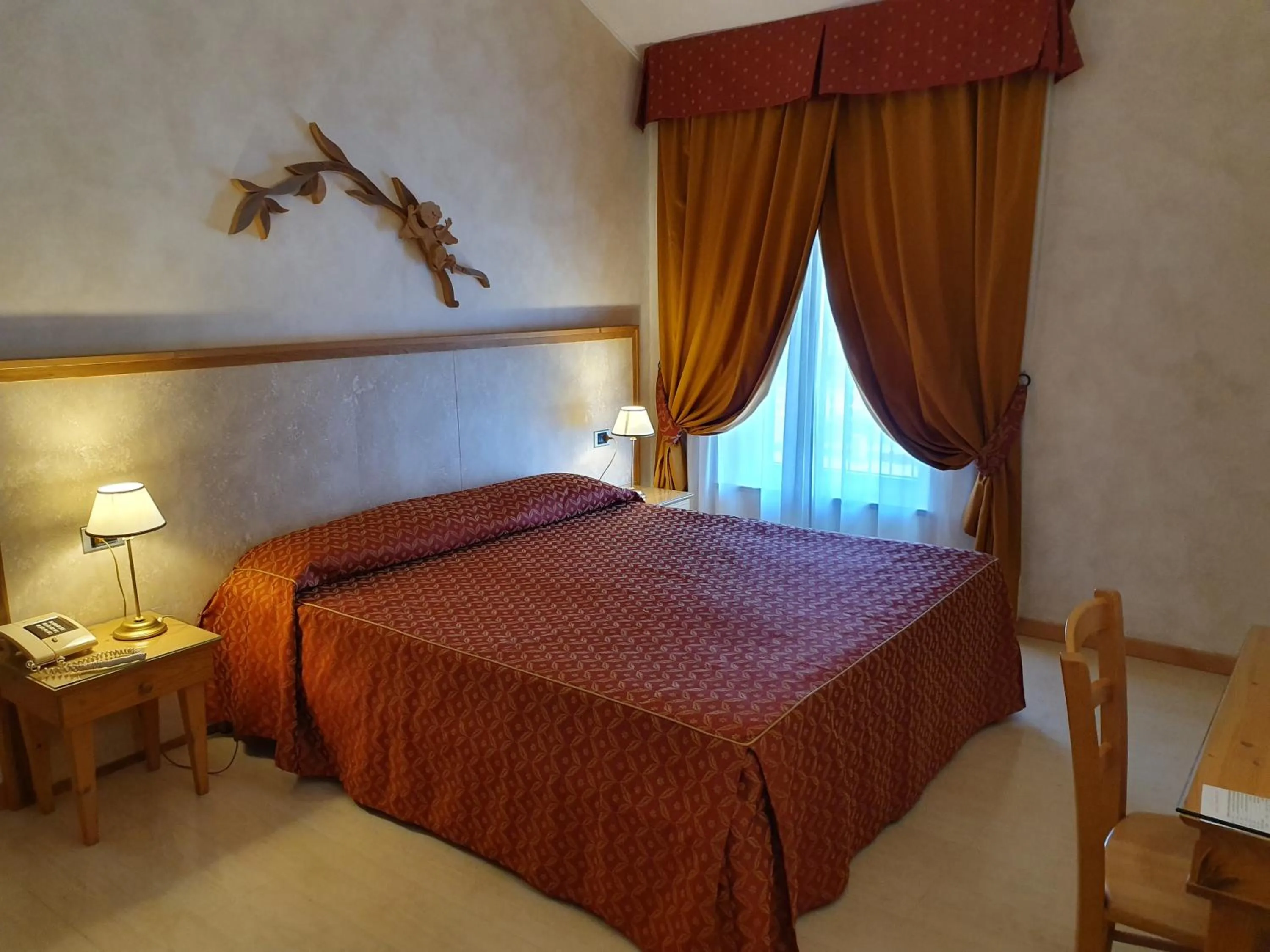 Standard Double Room - single occupancy in Hotel Gialletti