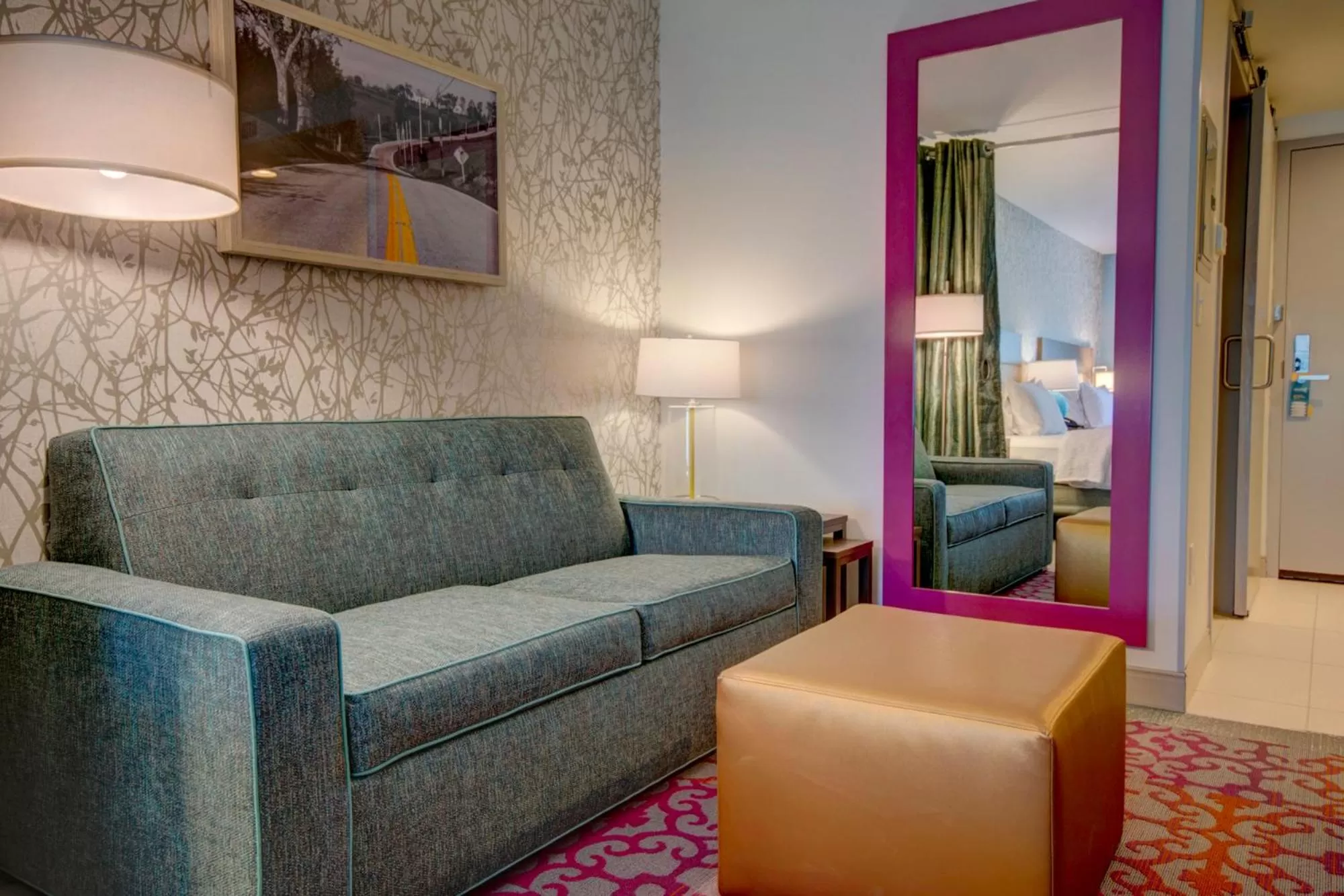 Seating area in Home2 Suites By Hilton Shepherdsville Louisville South