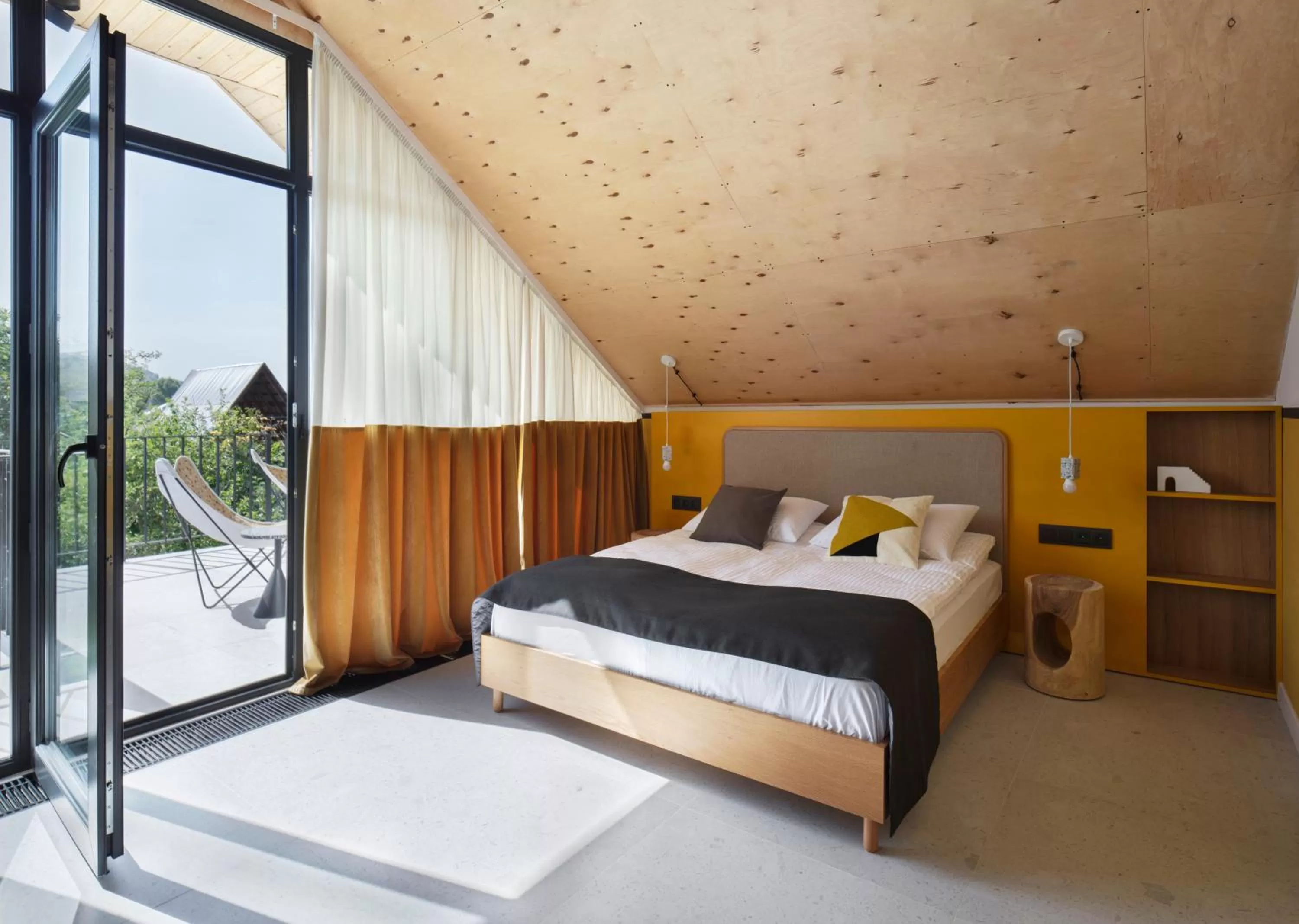 Bed in Major's House Hotel