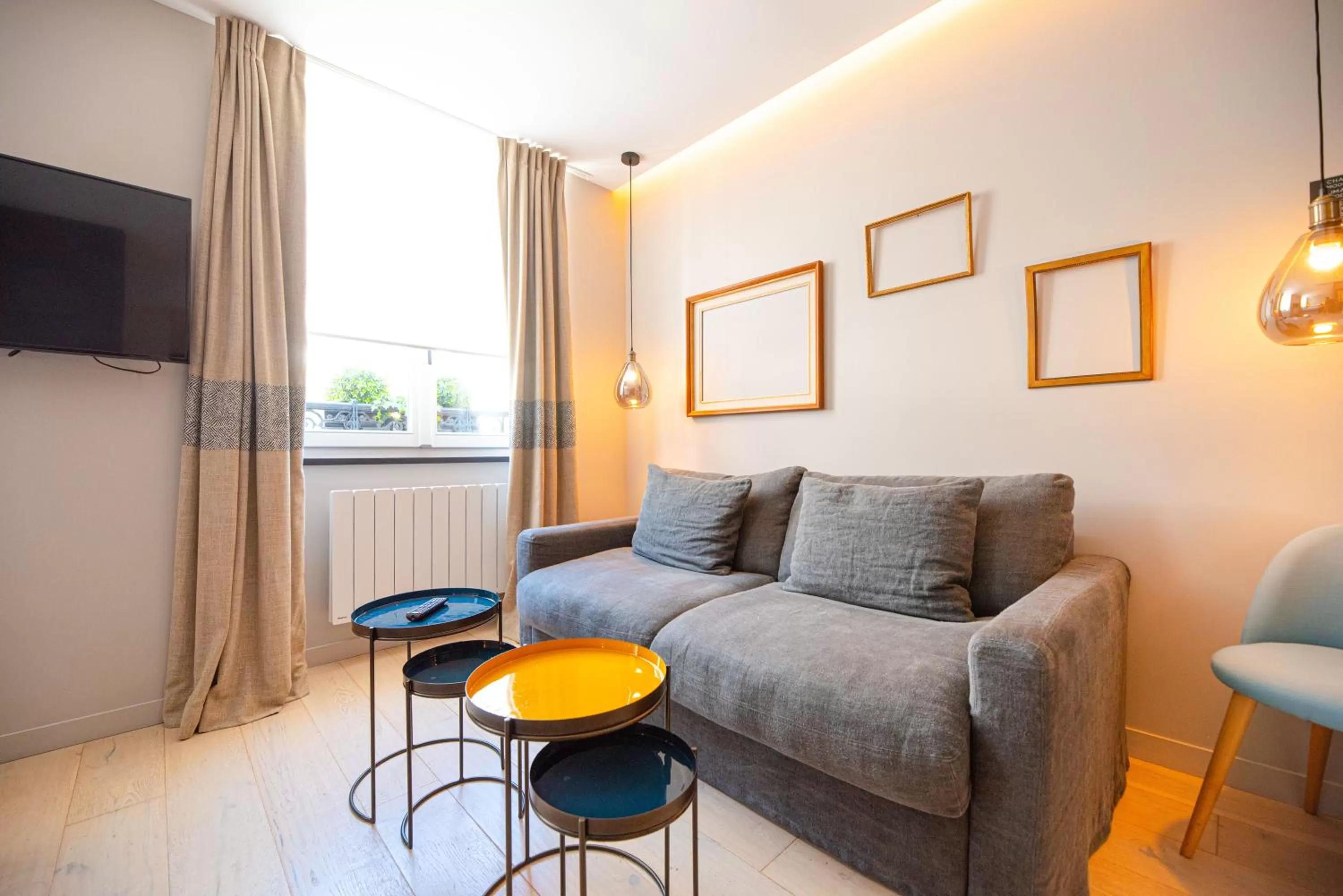 Apartment with Terrace in Résidence du Louvre