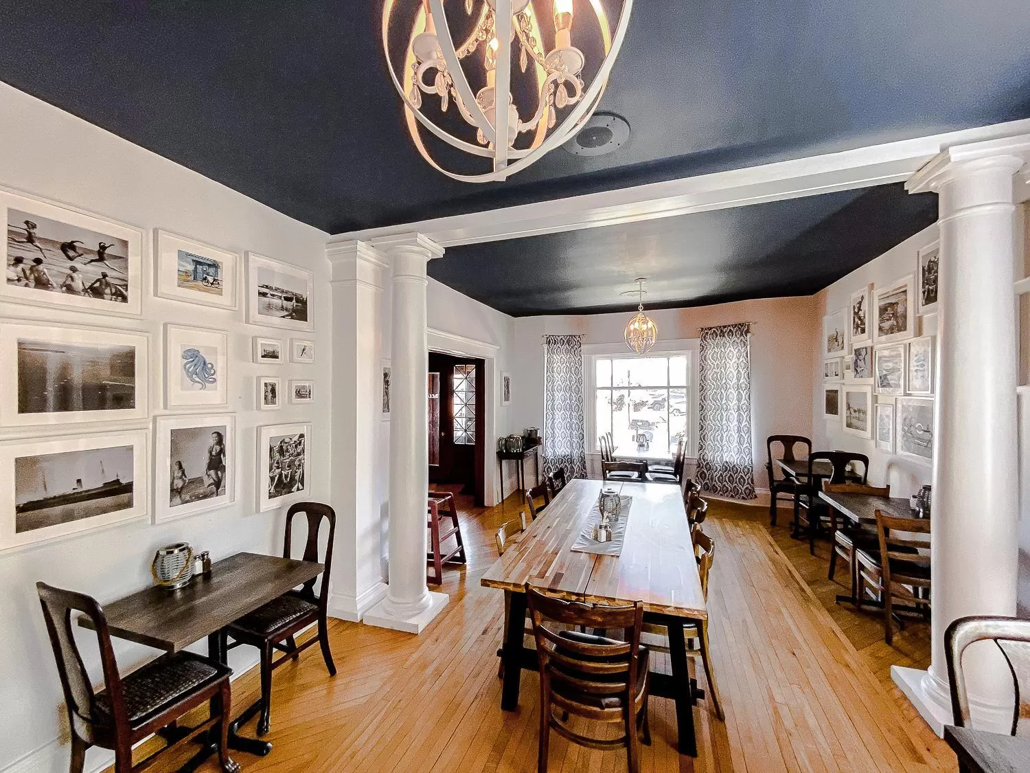 Restaurant/places to eat in Hotel du Vieux Port by Bower Boutique Hotels