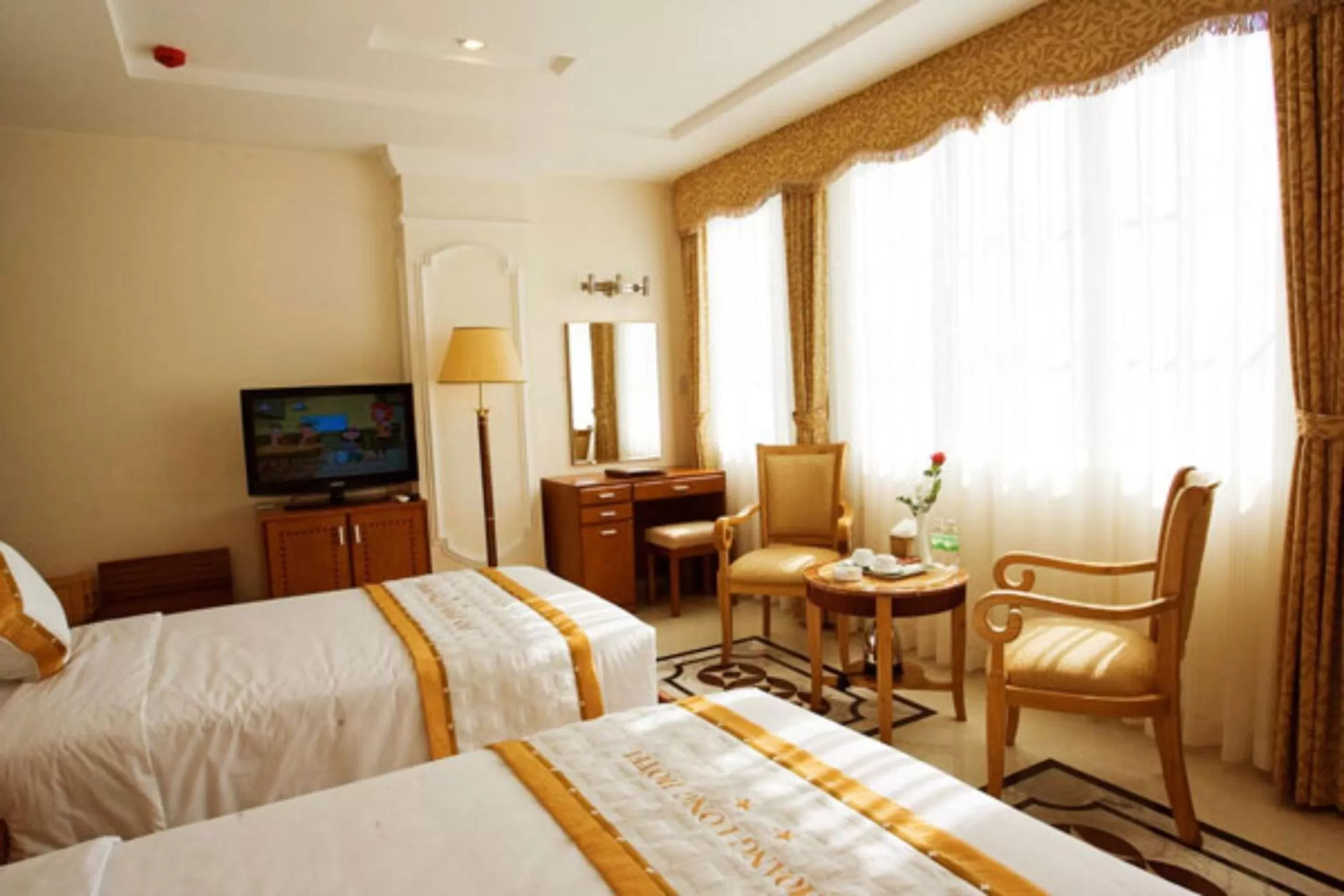 Bedroom in Tan Hoang Long Hotel