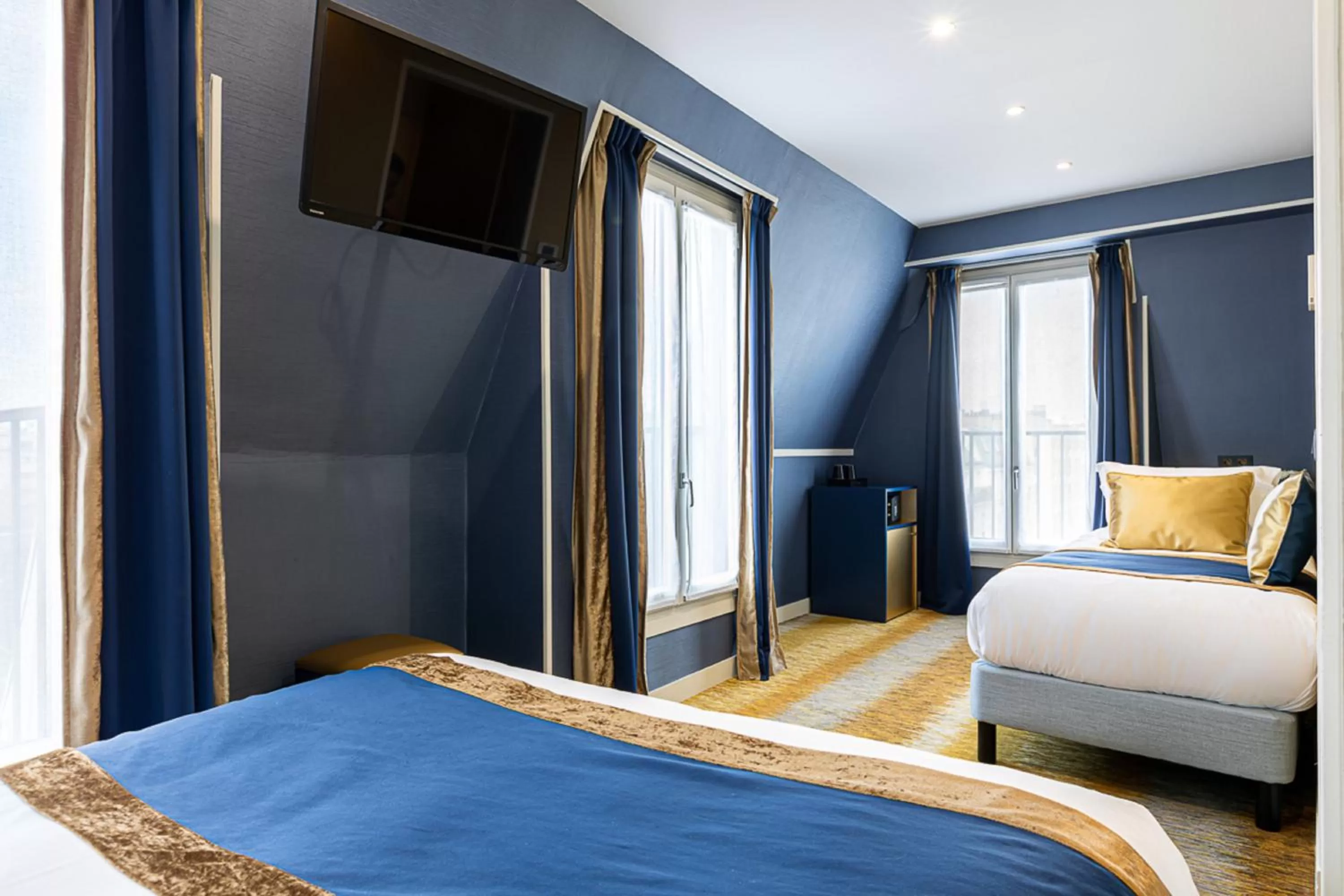Bedroom, Bed in Trianon Gare de Lyon