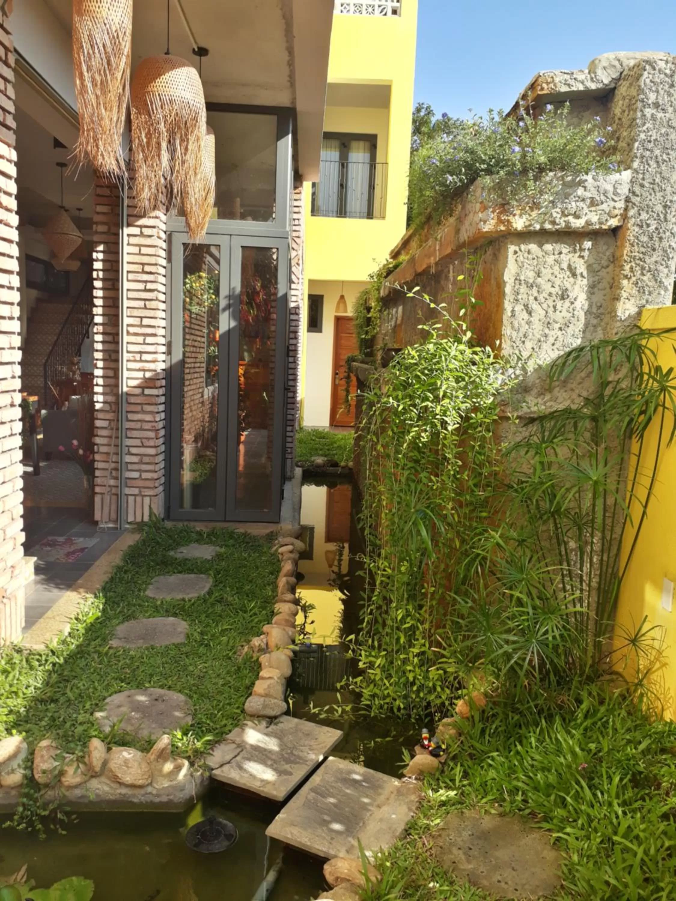 Garden in Pink Tulip Hoi An