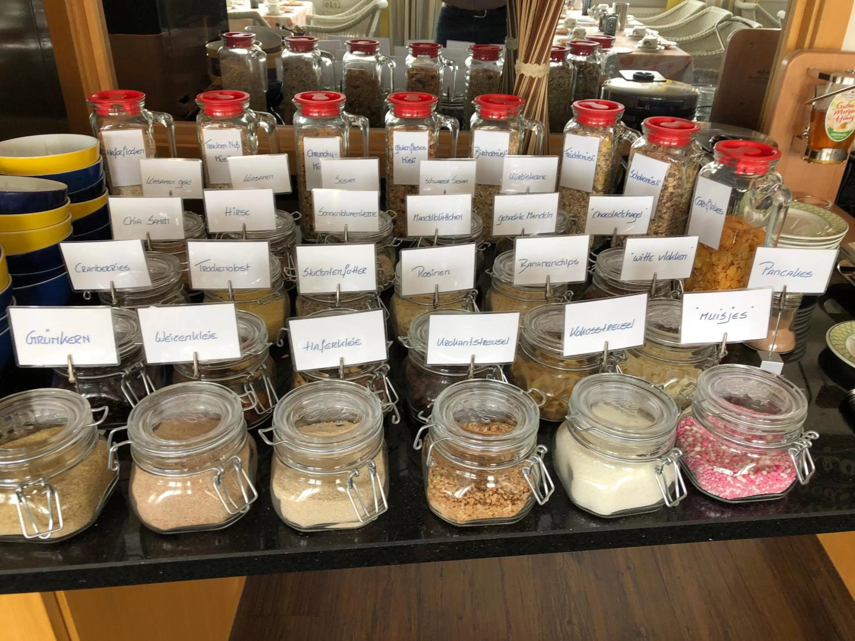 Buffet breakfast in Hotel Peterchens Mondfahrt