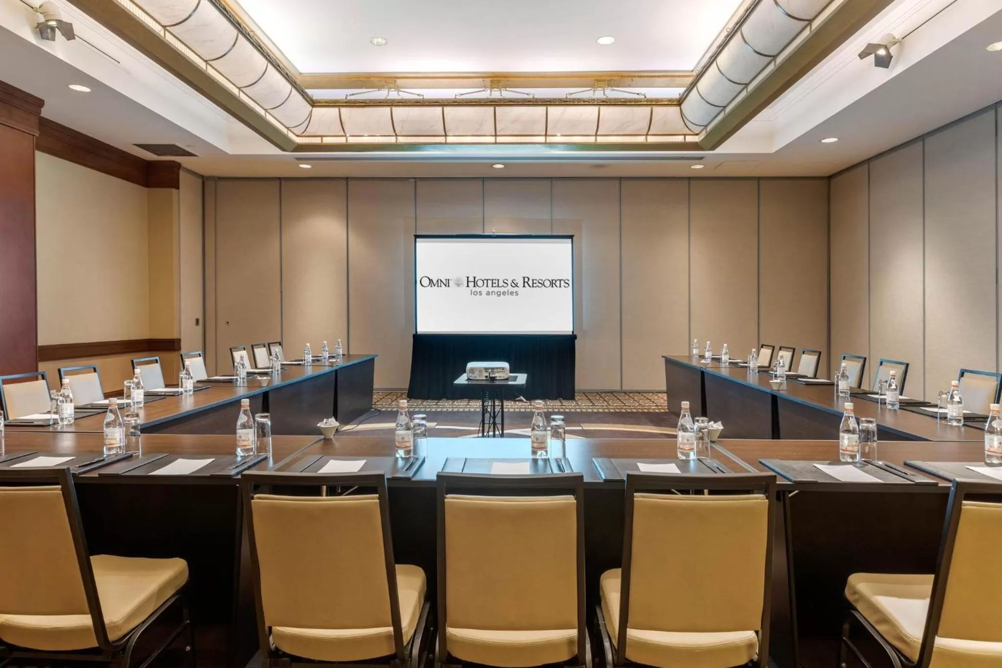 Meeting/conference room in Omni Los Angeles Hotel
