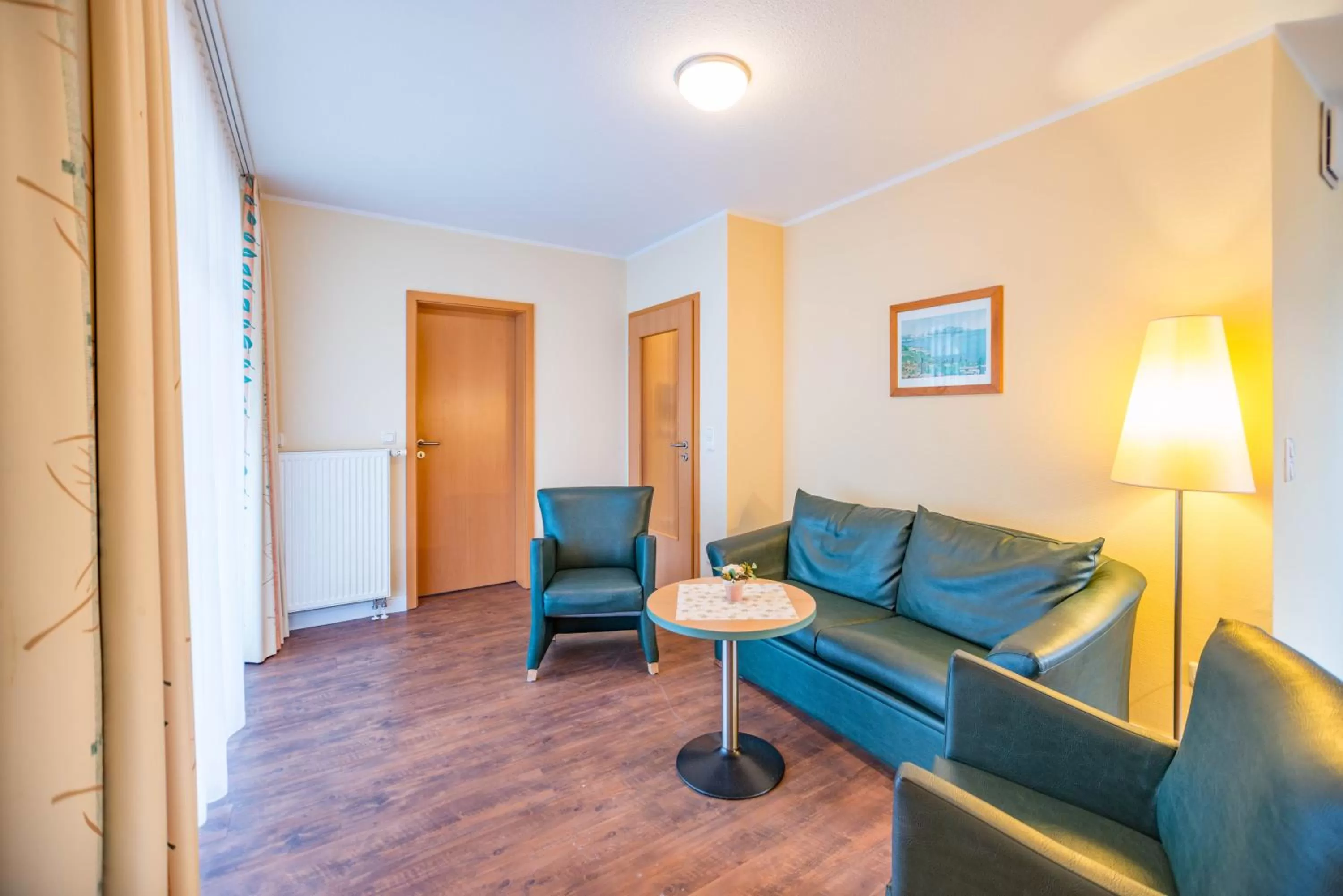 Photo of the whole room in Am Weststrand Apartmenthaus Waldeck