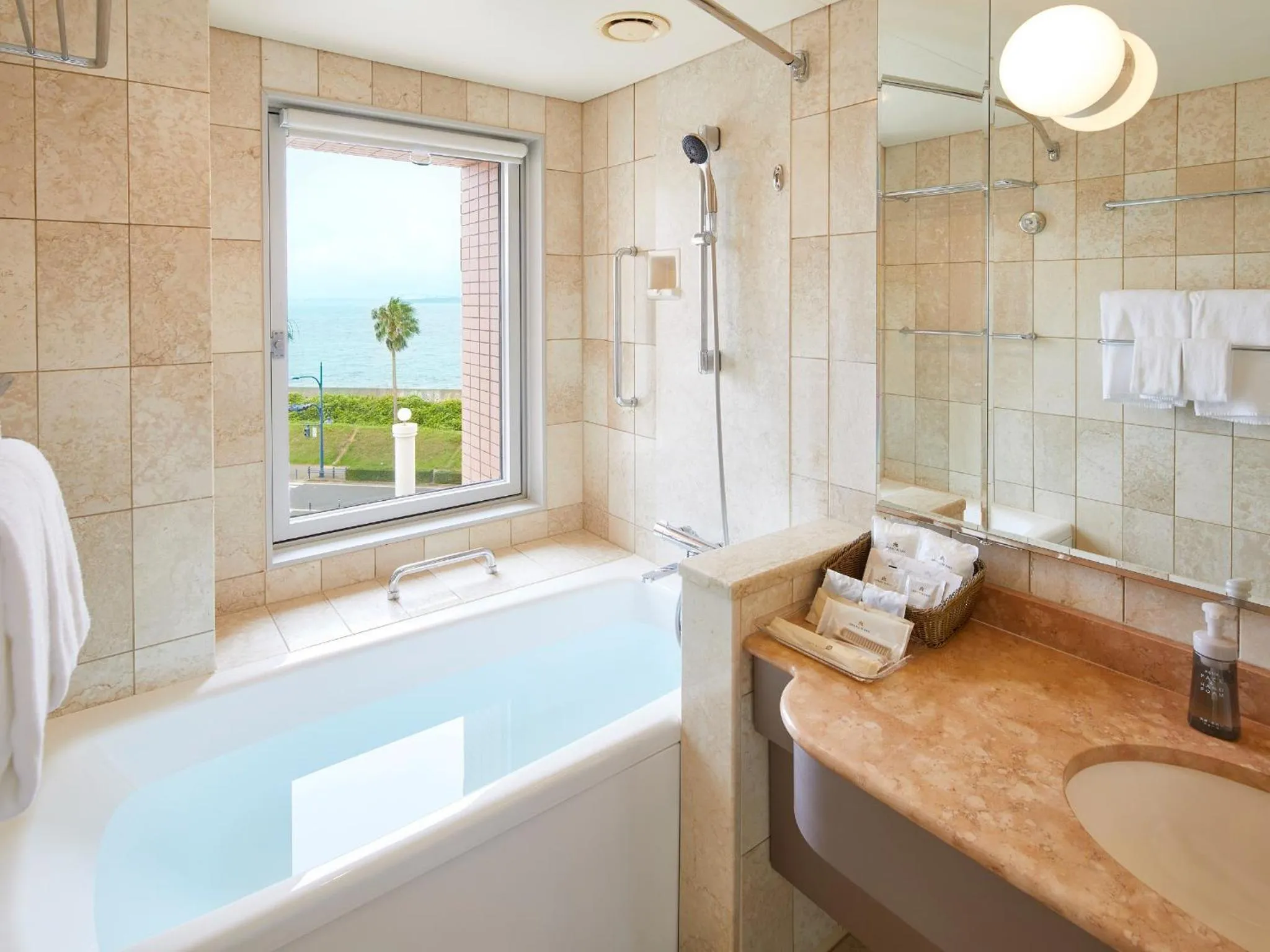 Bathroom in Grand Nikko Tokyo Bay Maihama