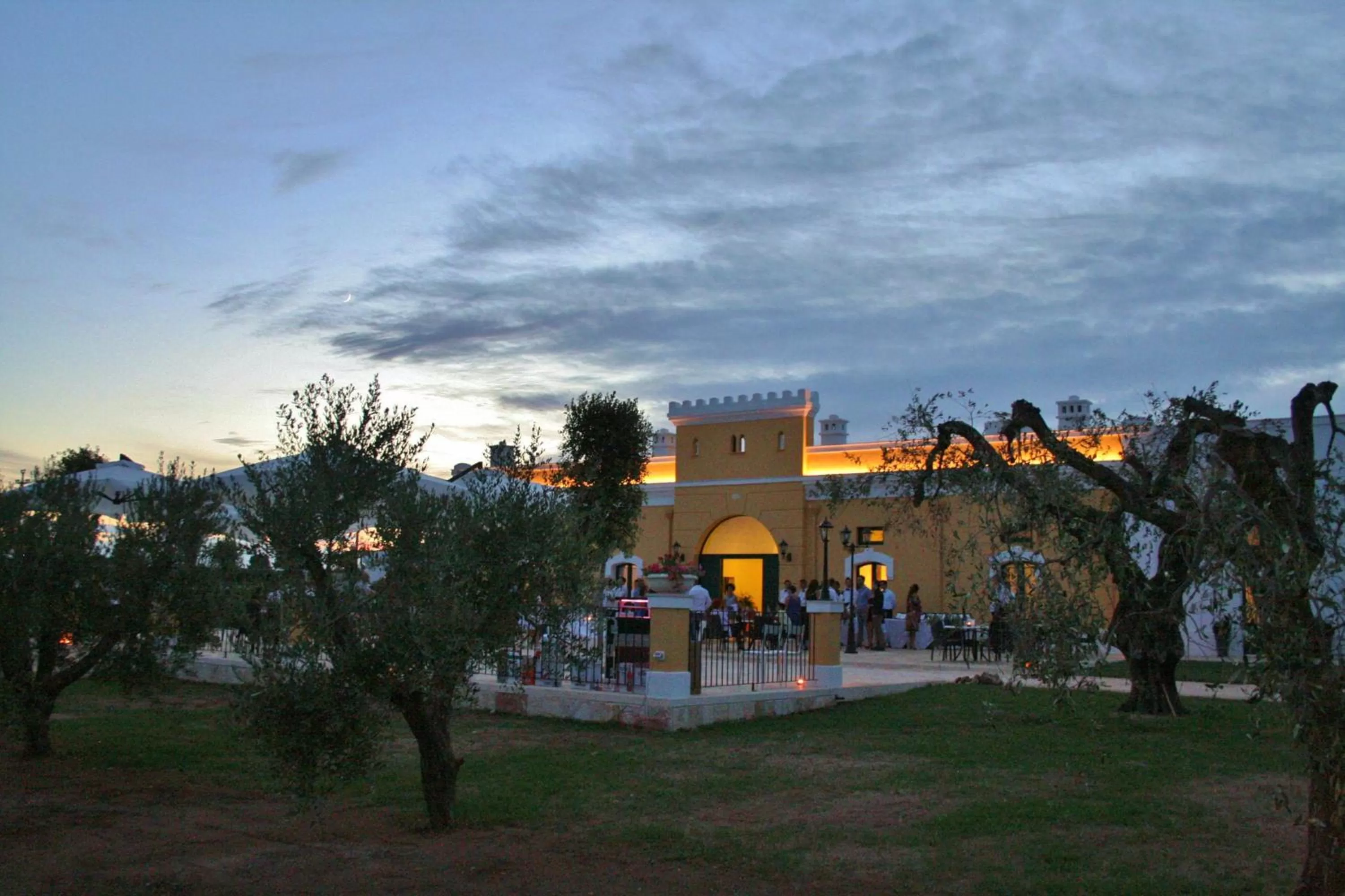 Restaurant/places to eat in Tenuta Orsanese