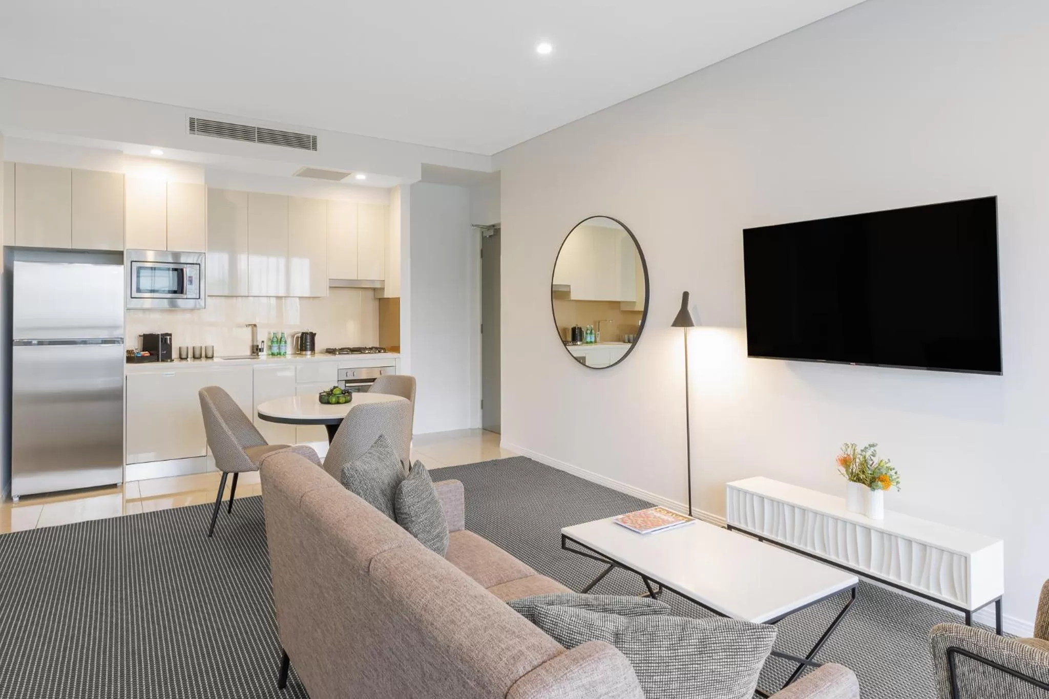 Kitchen or kitchenette in Meriton Suites Herschel Street, Brisbane