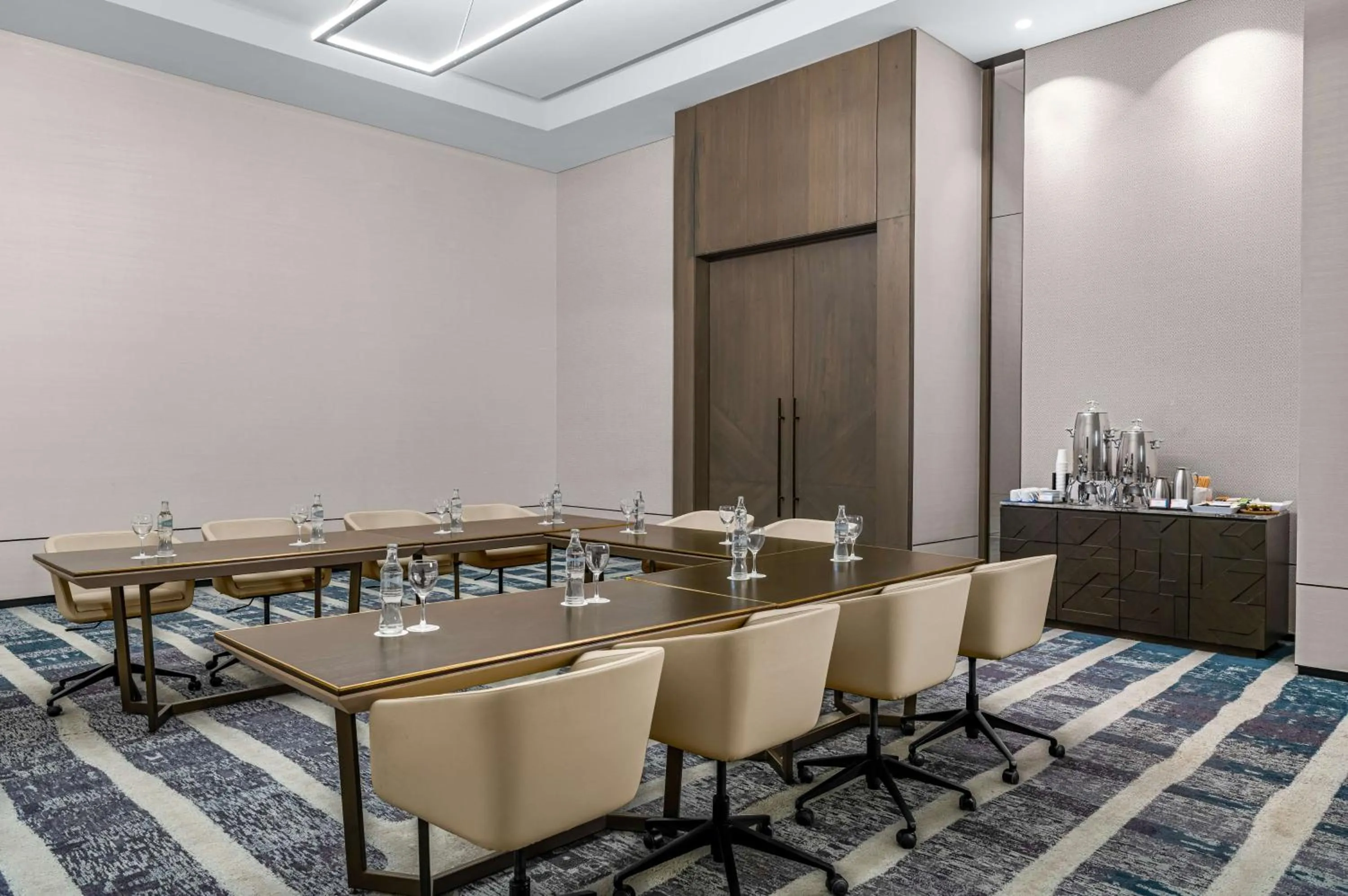 Meeting/conference room in Waldorf Astoria Riviera Maya