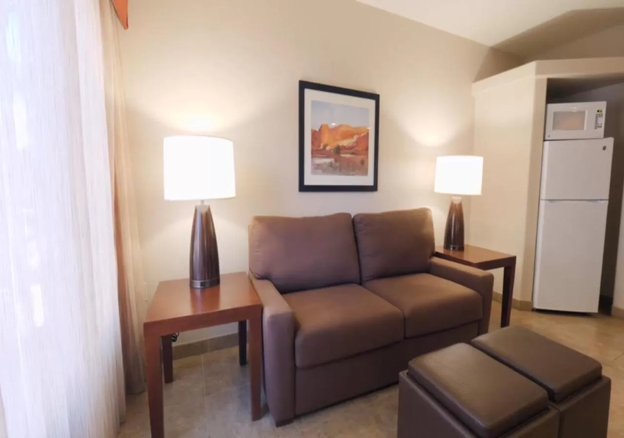 Living room in Bell Rock Inn