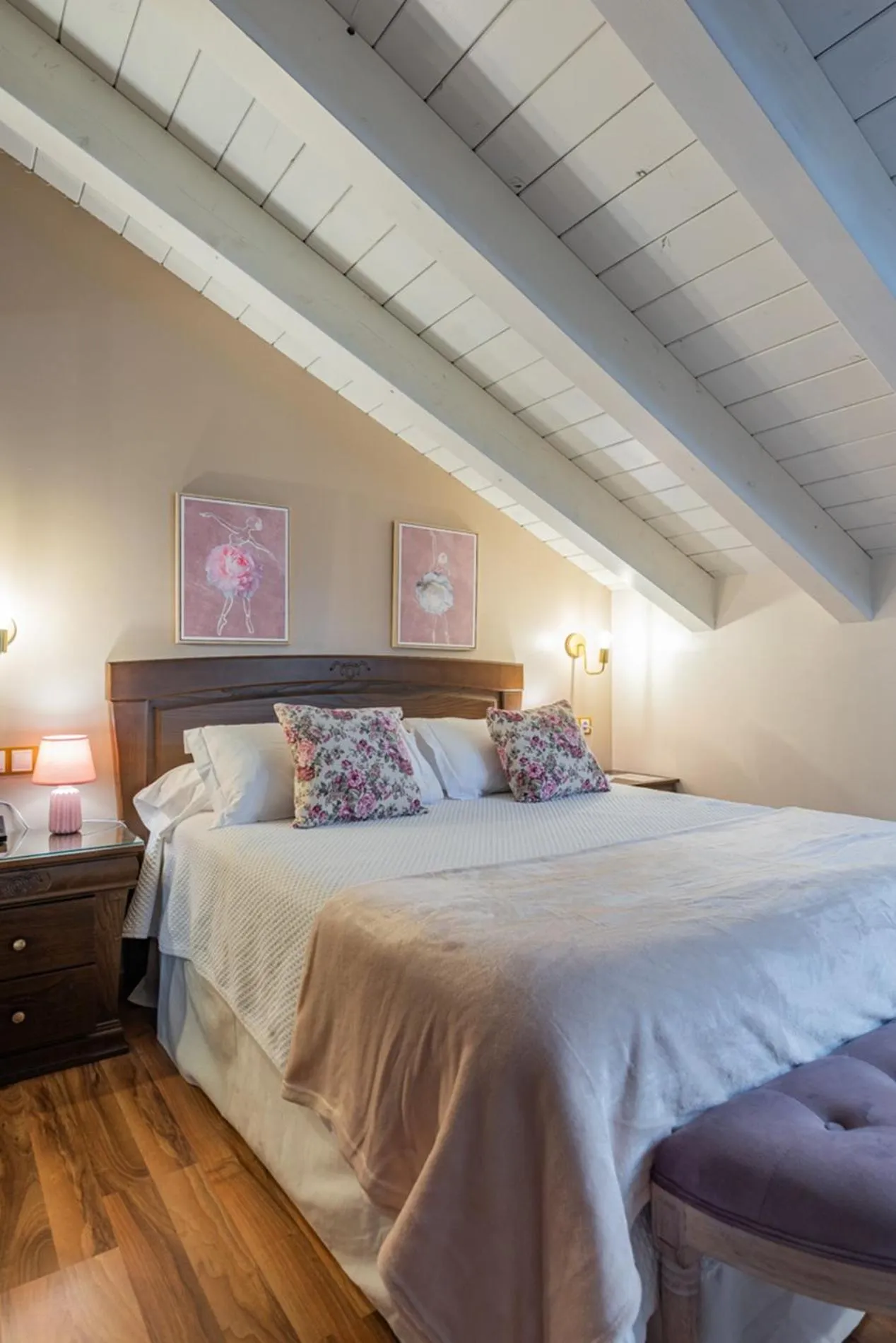 Bed in Hotel & Spa María Manuela