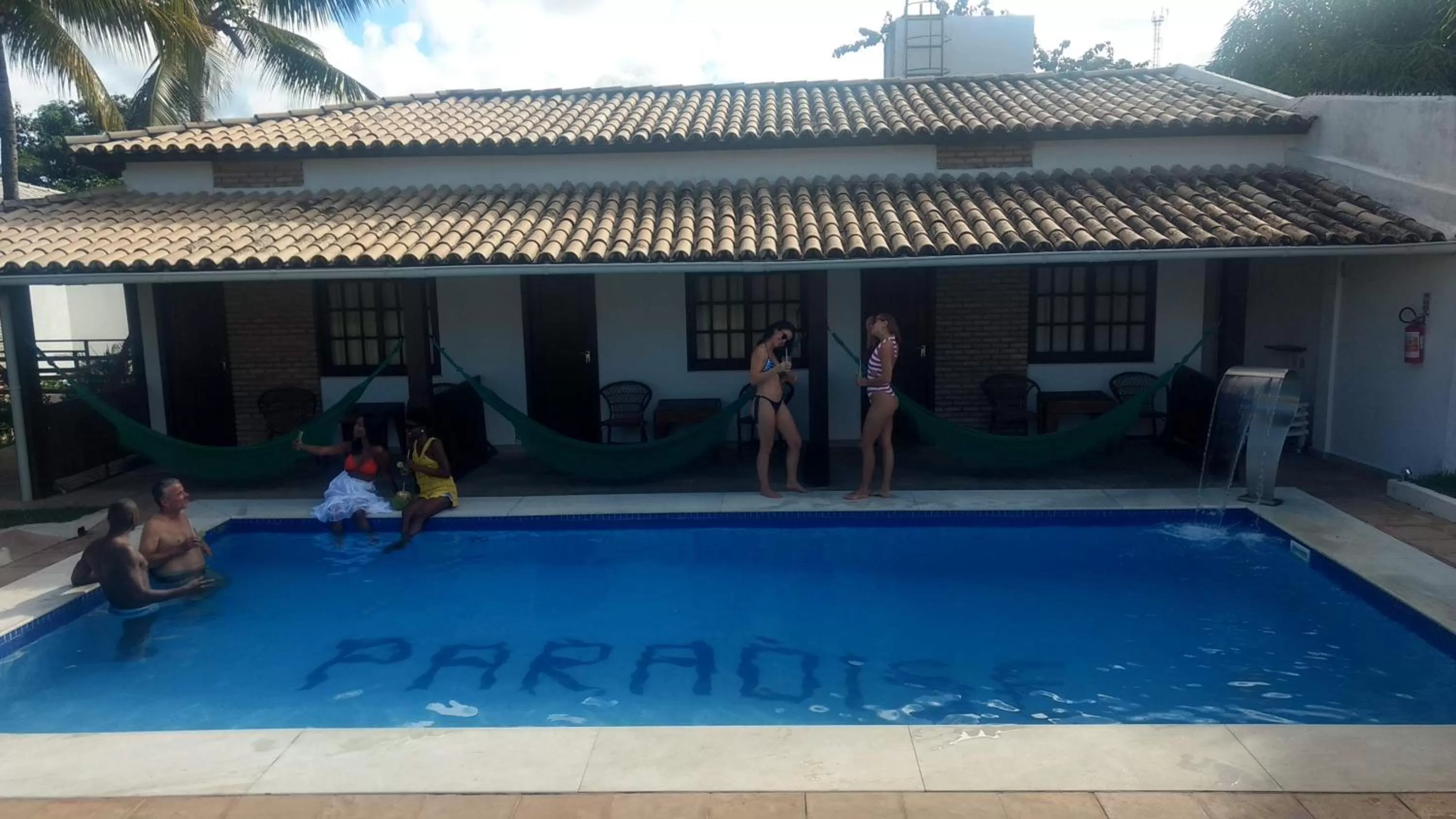 Swimming Pool in Hotel Pousada Salvador Paradise