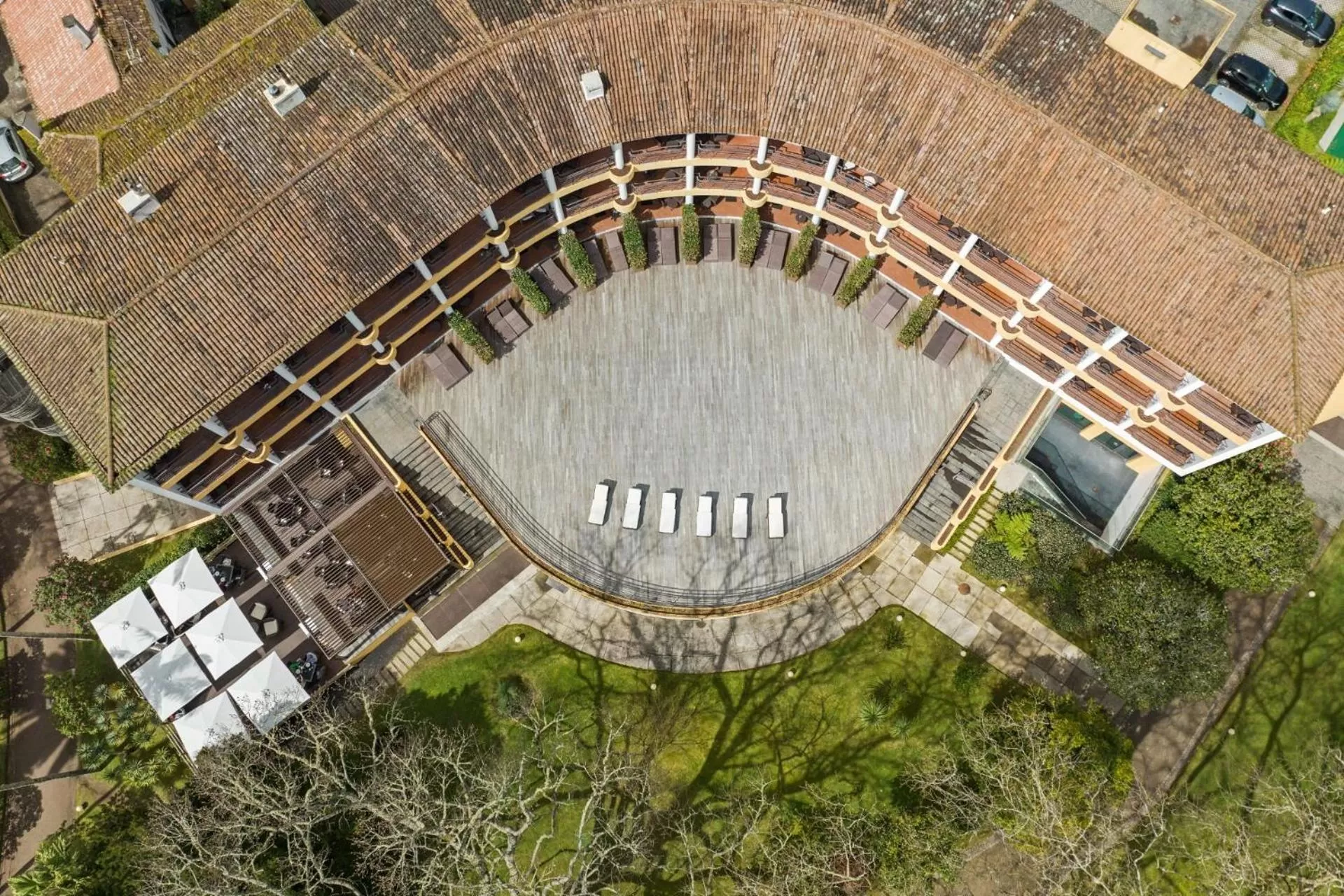 Patio in Terra Nostra Garden Hotel