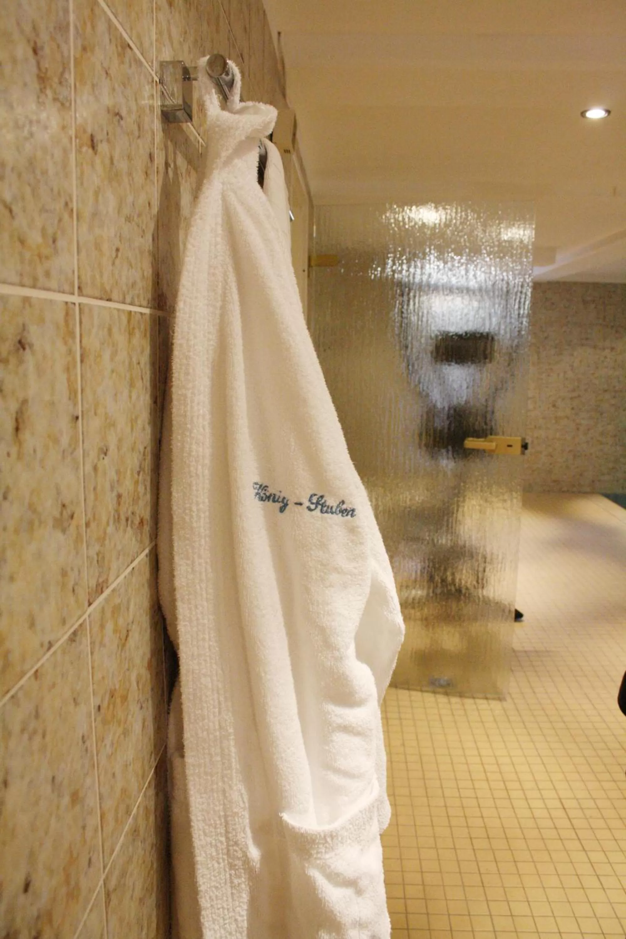 Spa and wellness centre/facilities, Bathroom in Hotel König-Stuben