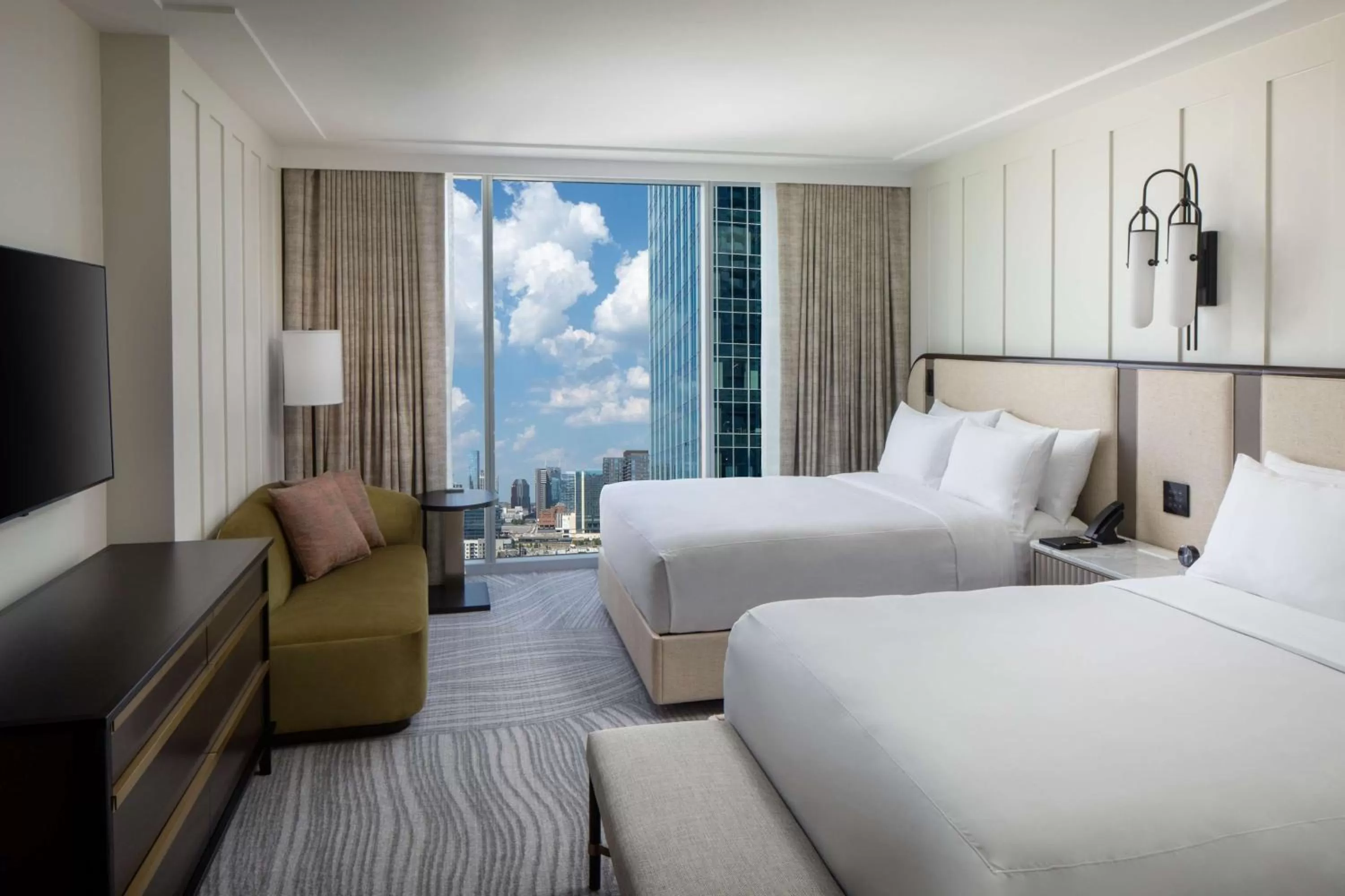 Living room, Bed in Conrad Nashville