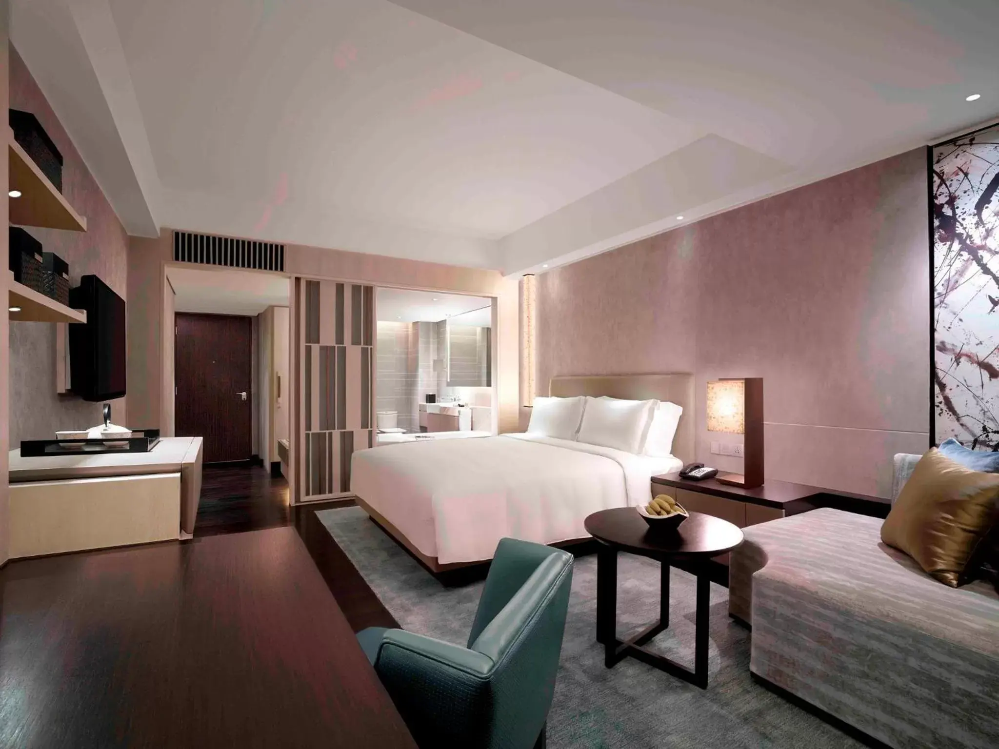 Residence Club Deluxe Room in New World Makati Hotel, Manila Residence Club Deluxe Room in New World Makati Hotel, Manila