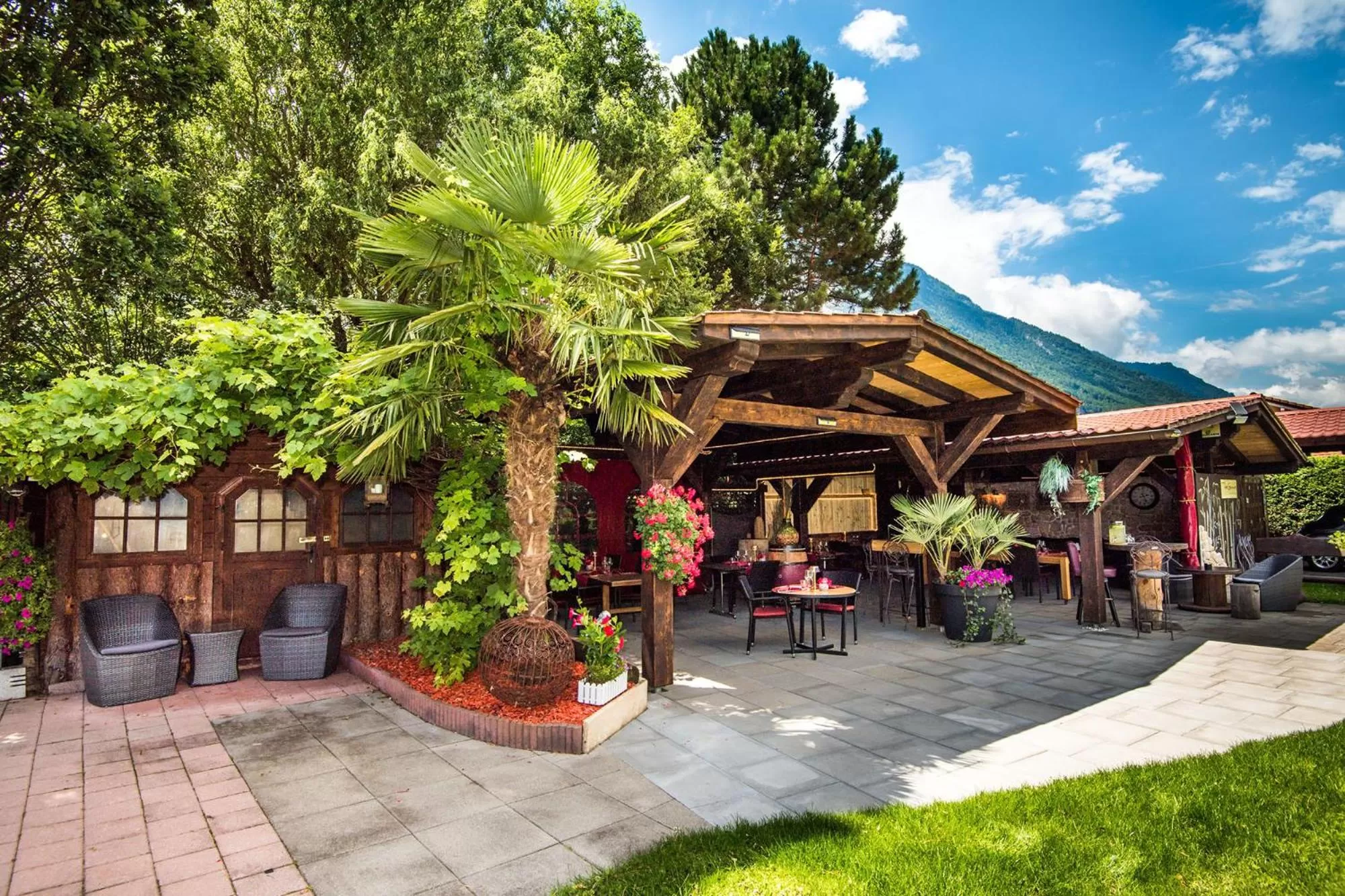 Patio in Rêves Gourmands, Hôtellerie & Gastronomie