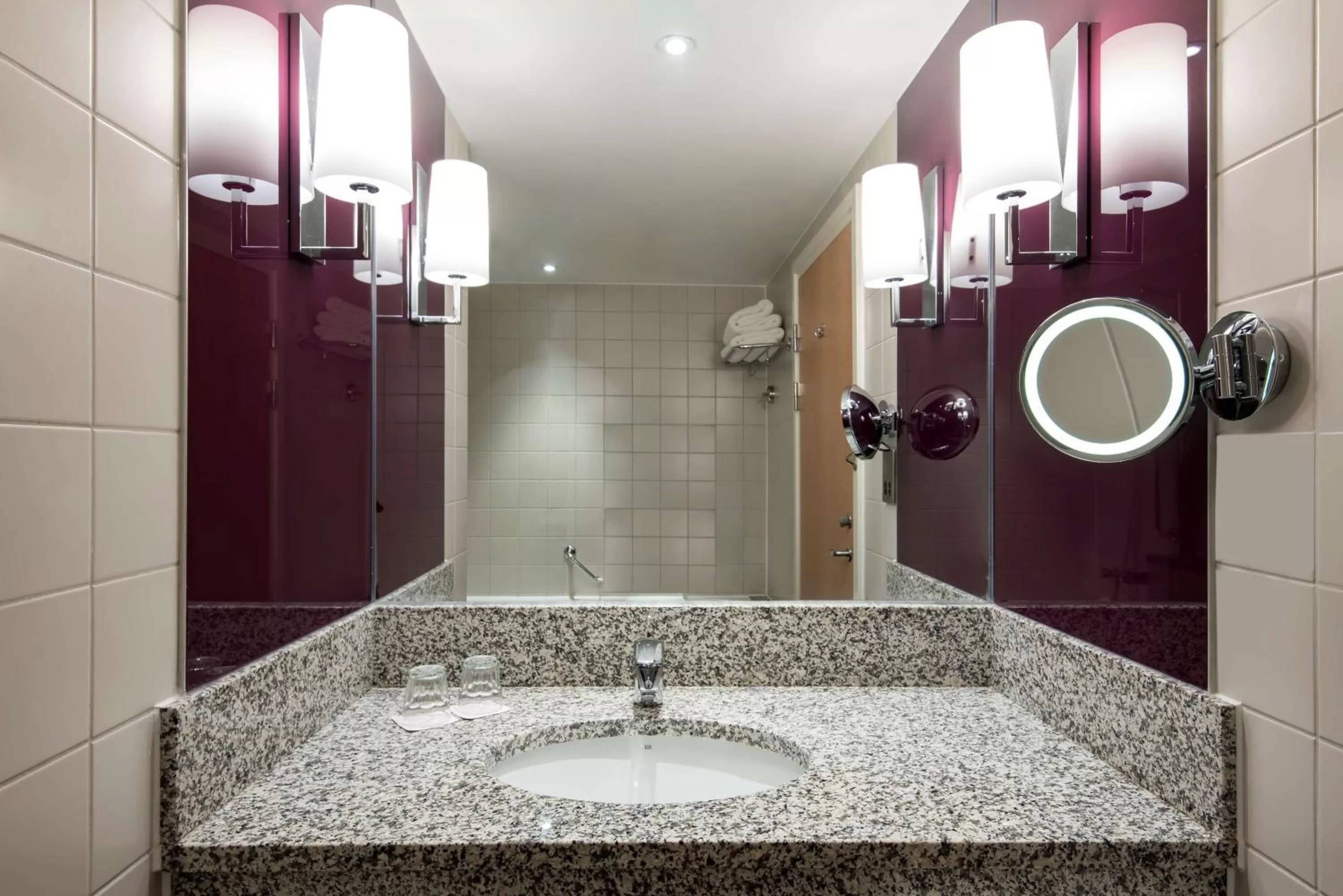 Bathroom in Radisson Blu Manchester Airport