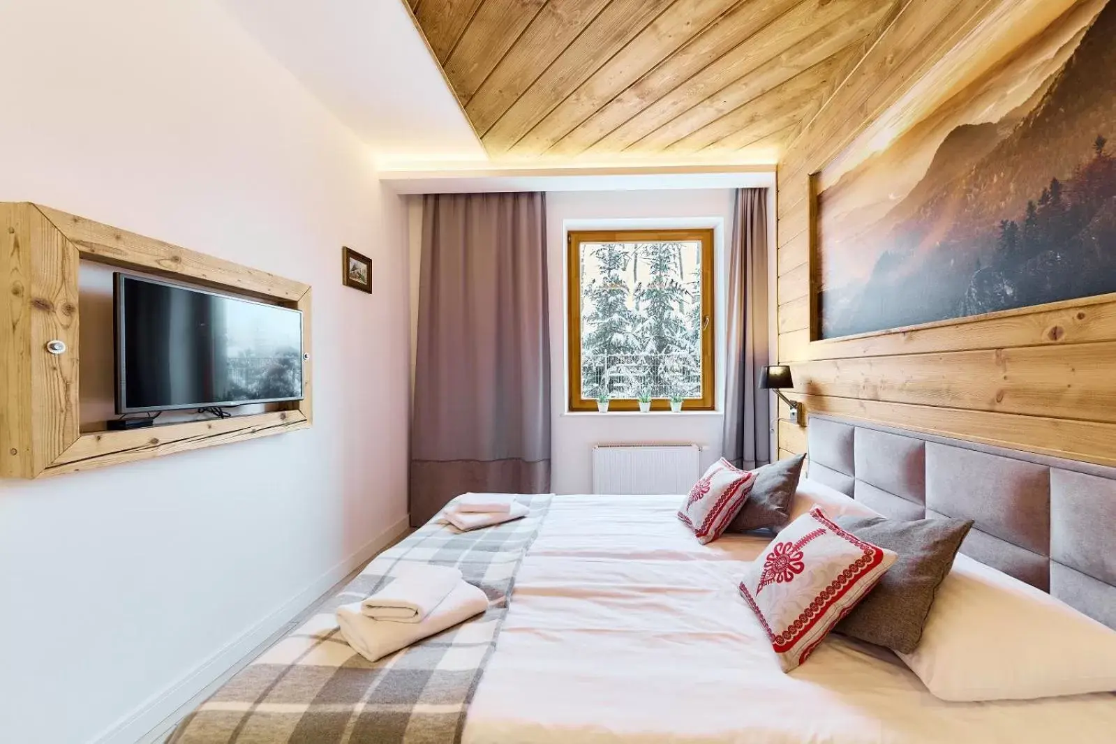 One-Bedroom Apartment - free access to swimming pool and spa facilities in Aparthotel Giewont One-Bedroom Apartment - free access to swimming pool and spa facilities in Aparthotel Giewont