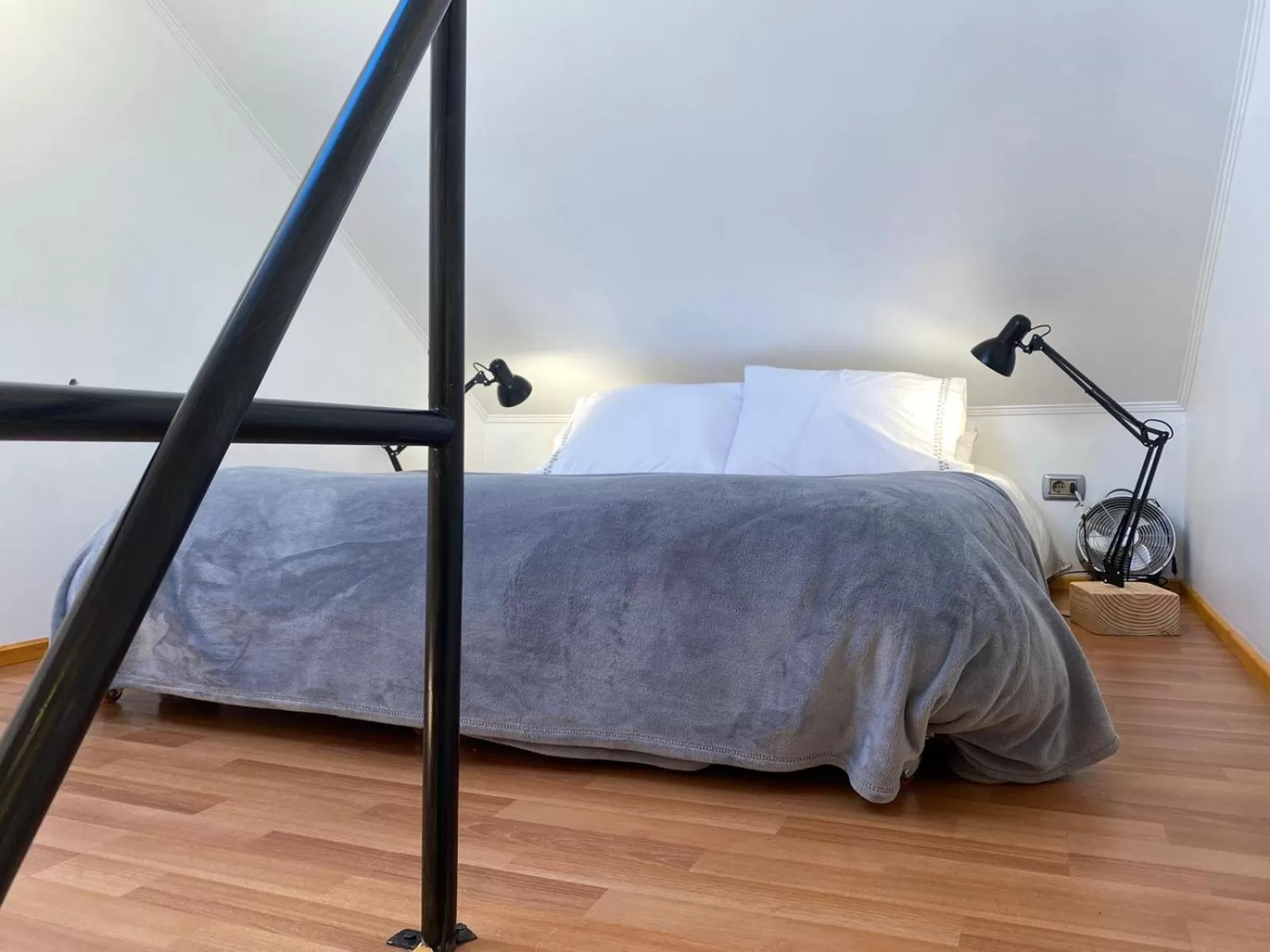 Bed in French Andes Apart Hostel