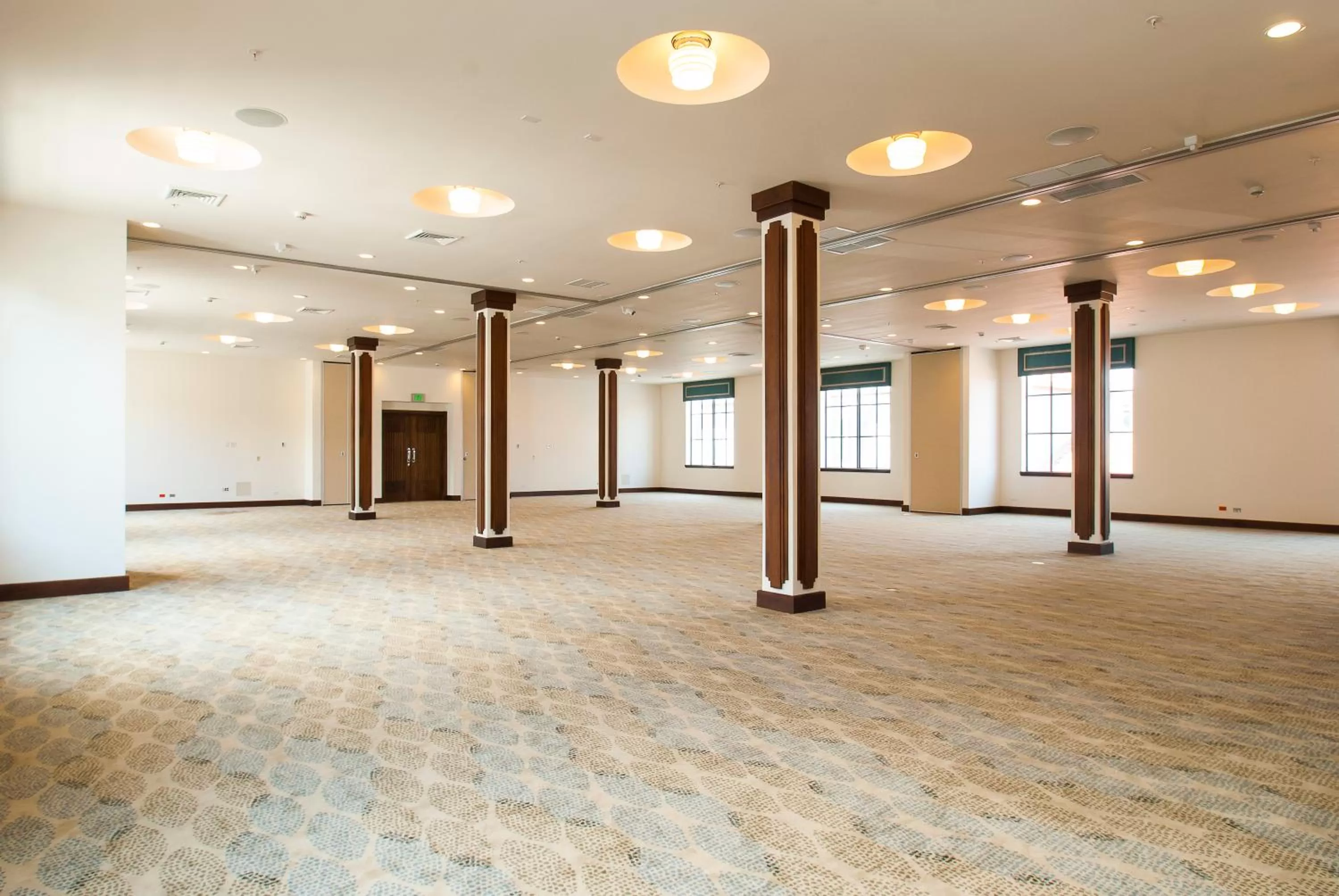 Banquet/Function facilities in American Trade Hotel