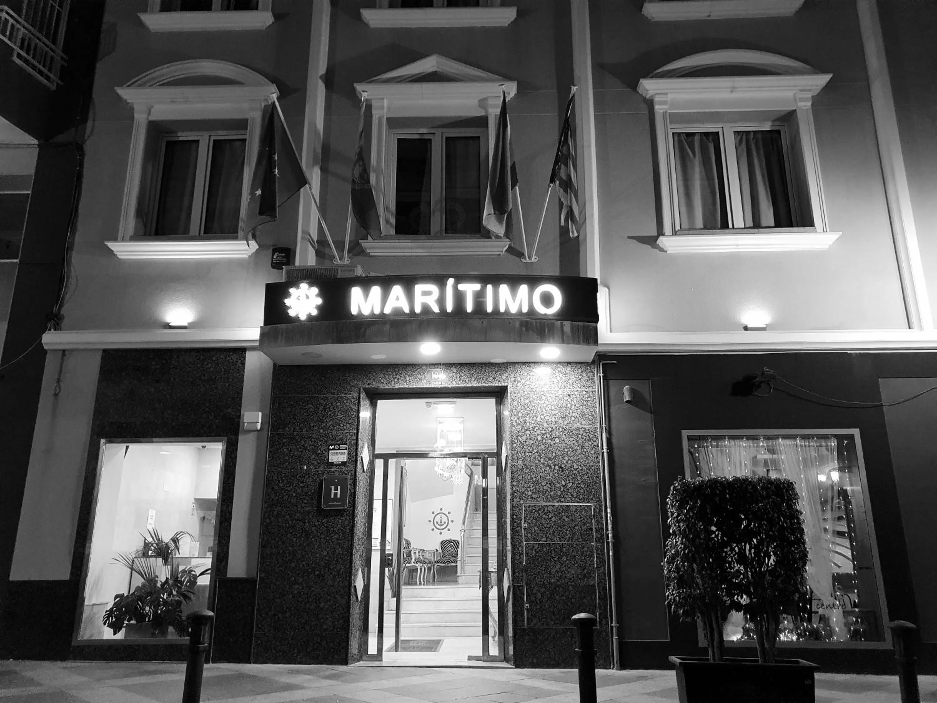 Facade/entrance in Hotel Marítimo Urban