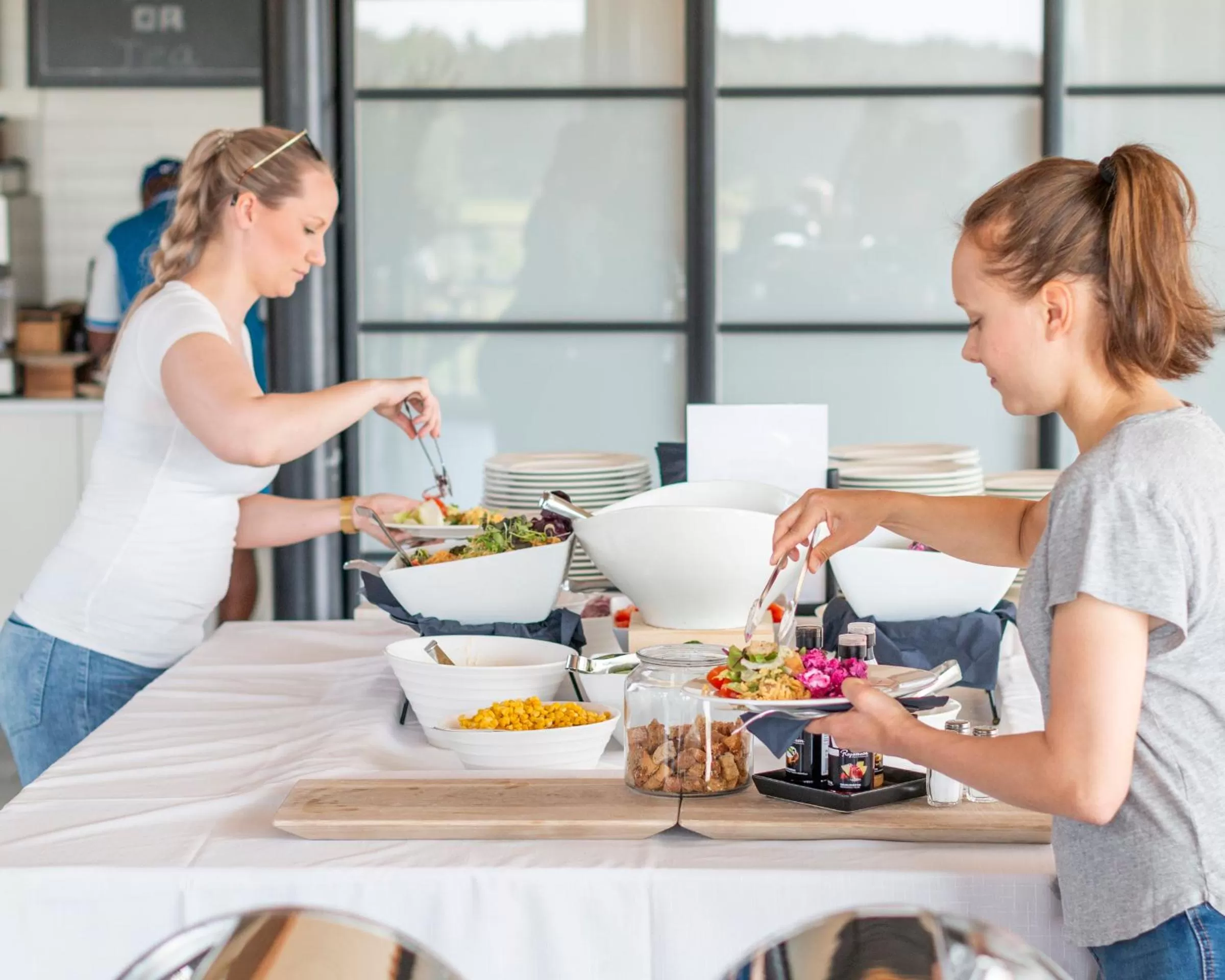 Restaurant/places to eat in Kultaranta Resort