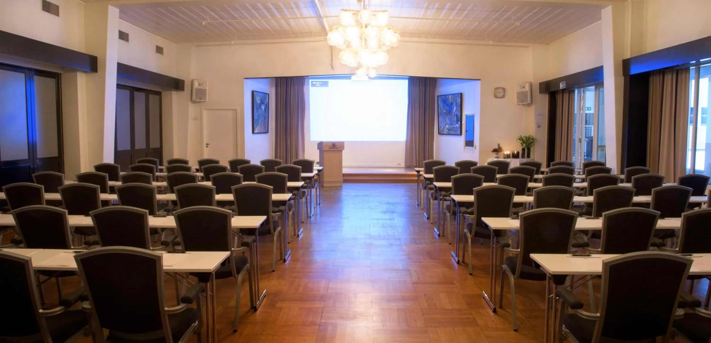 Business facilities in Vinger Hotell