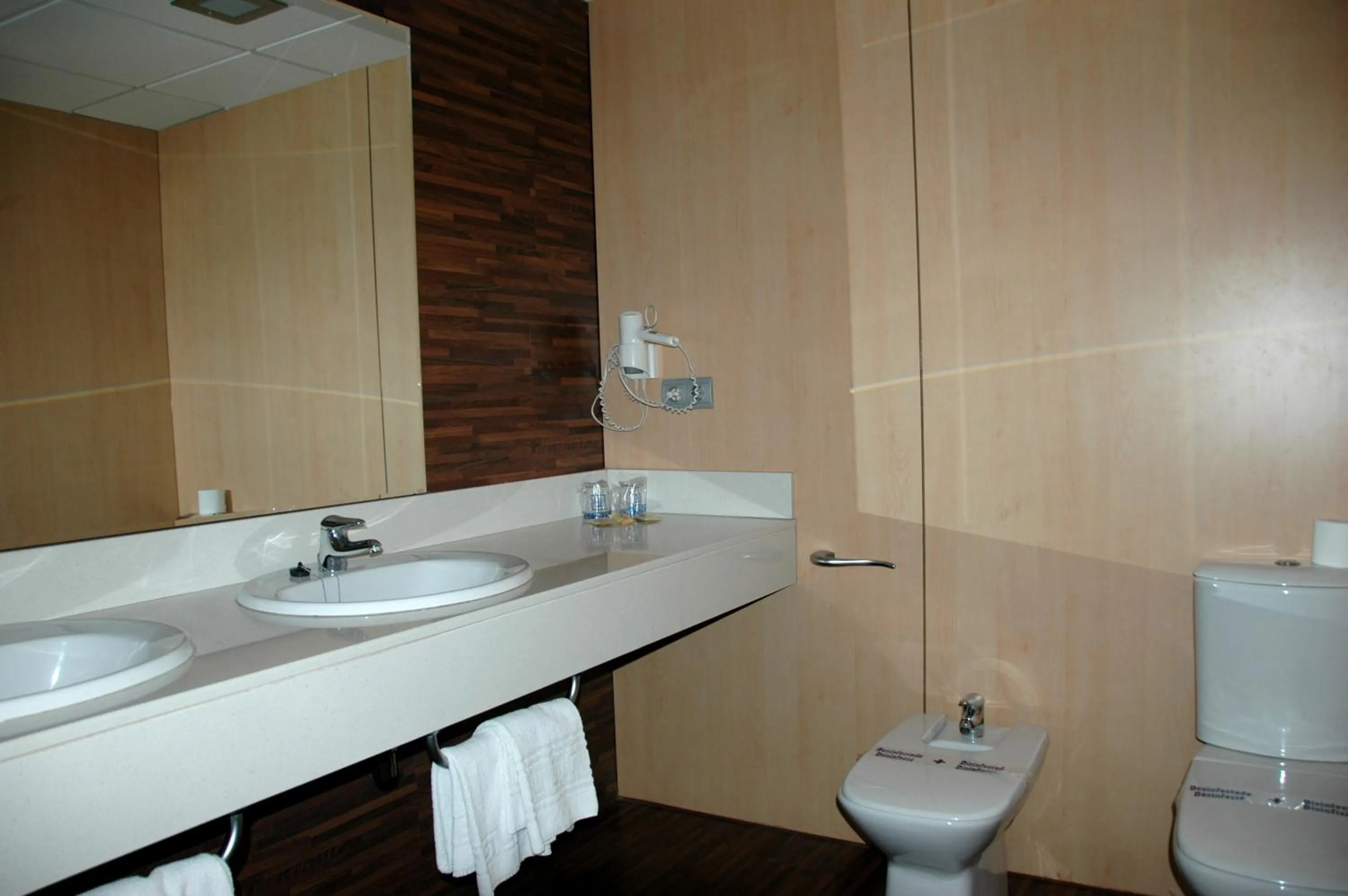 Bathroom in Hotel President