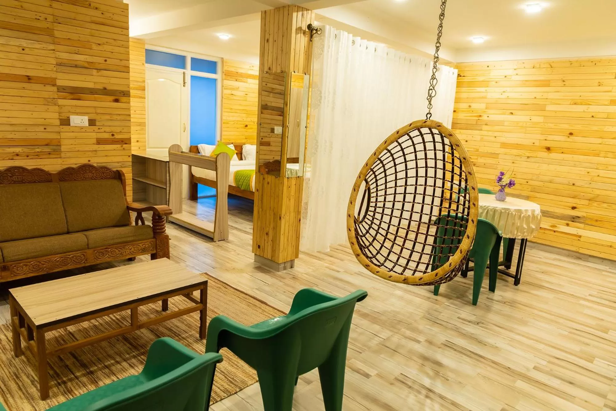 Photo of the whole room in FabExpress RMK Nest - Nr Chettiar Park