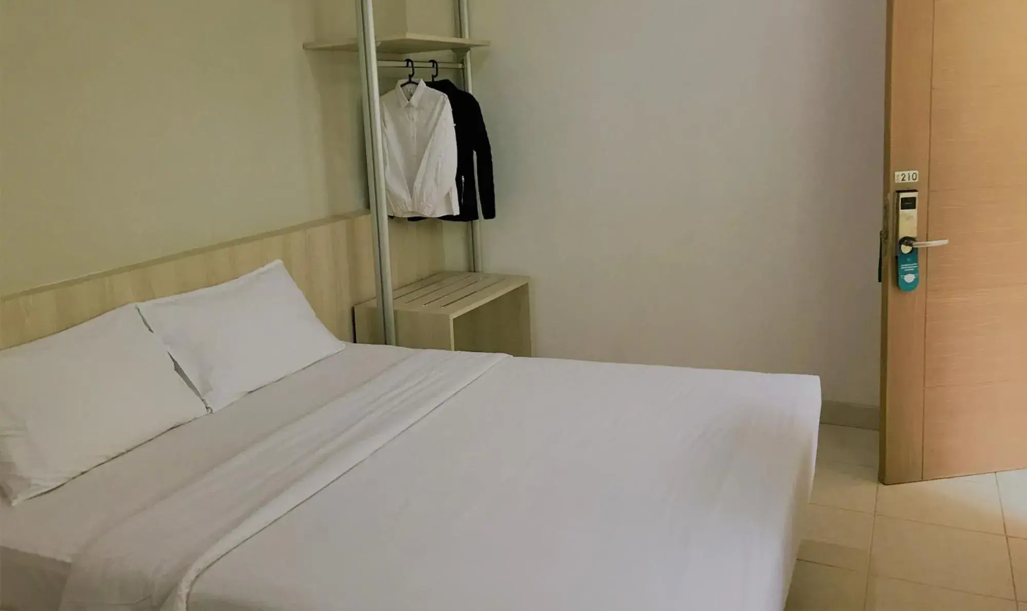 Deluxe Double or Twin Room in LeGreen Suite Penjernihan Deluxe Double or Twin Room in LeGreen Suite Penjernihan