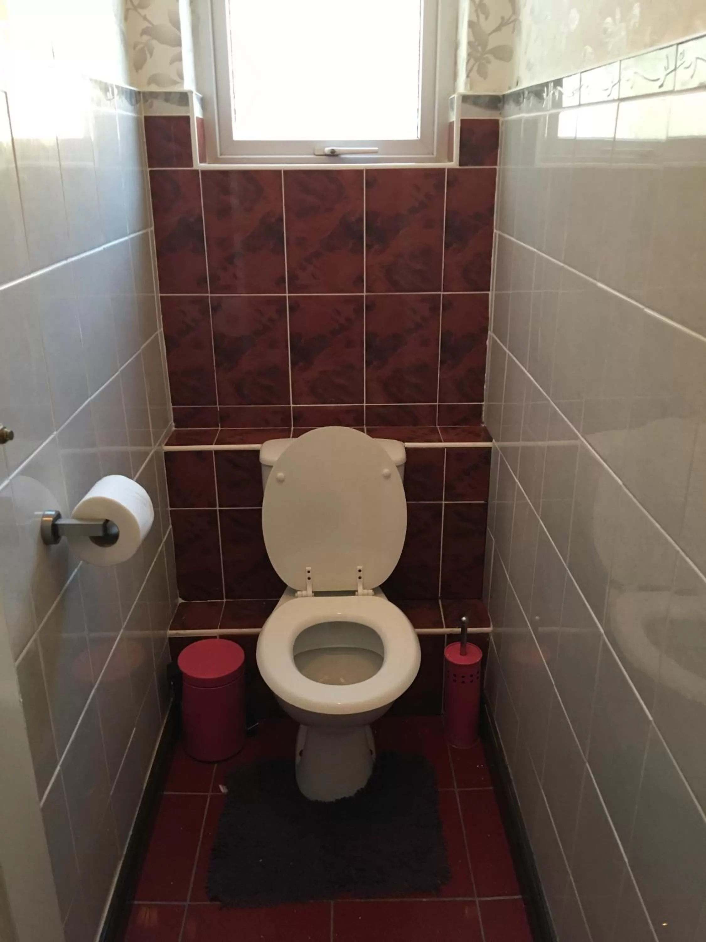 Toilet in Jasmine House