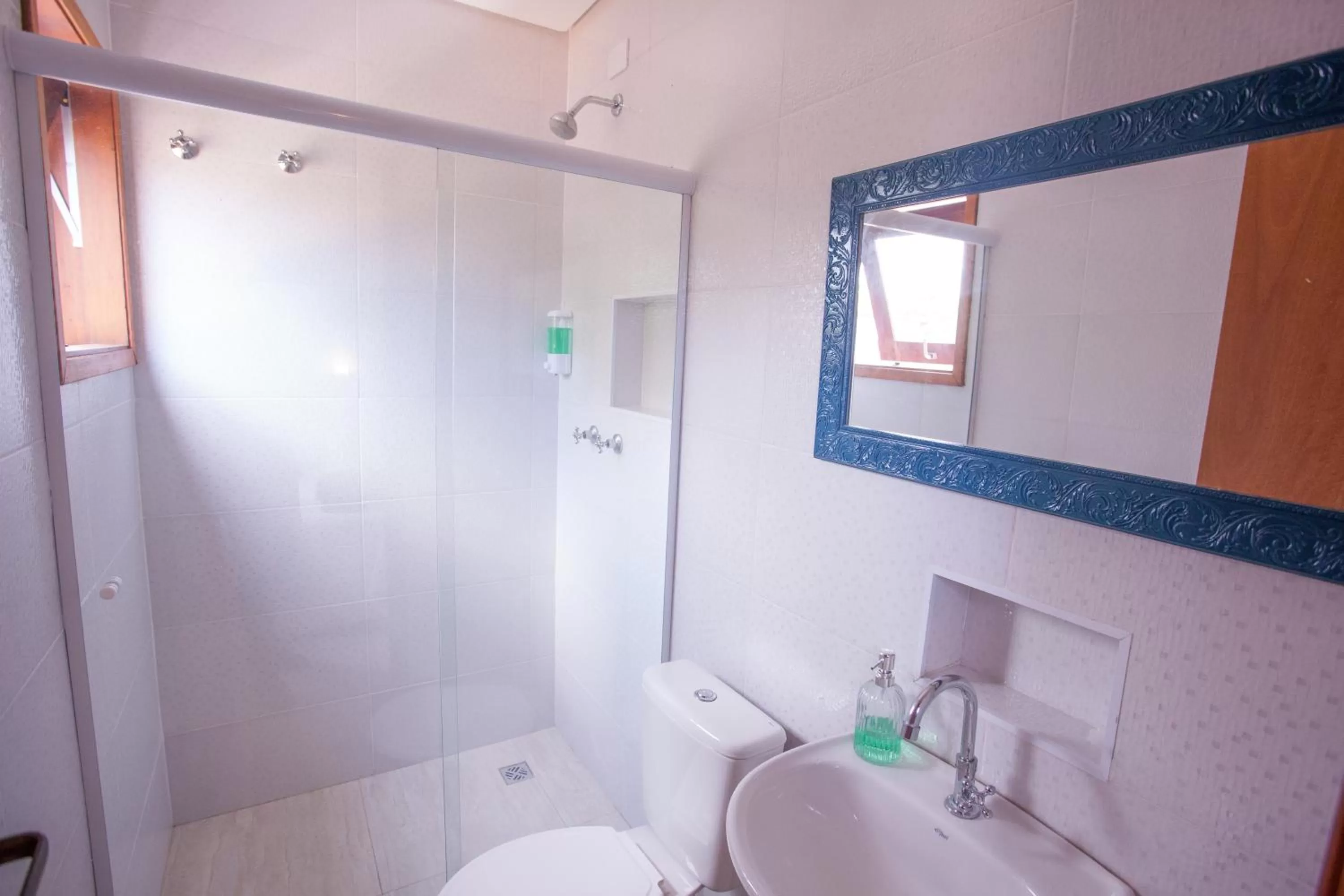 Shower in Ubatuba Ecologic Pousada