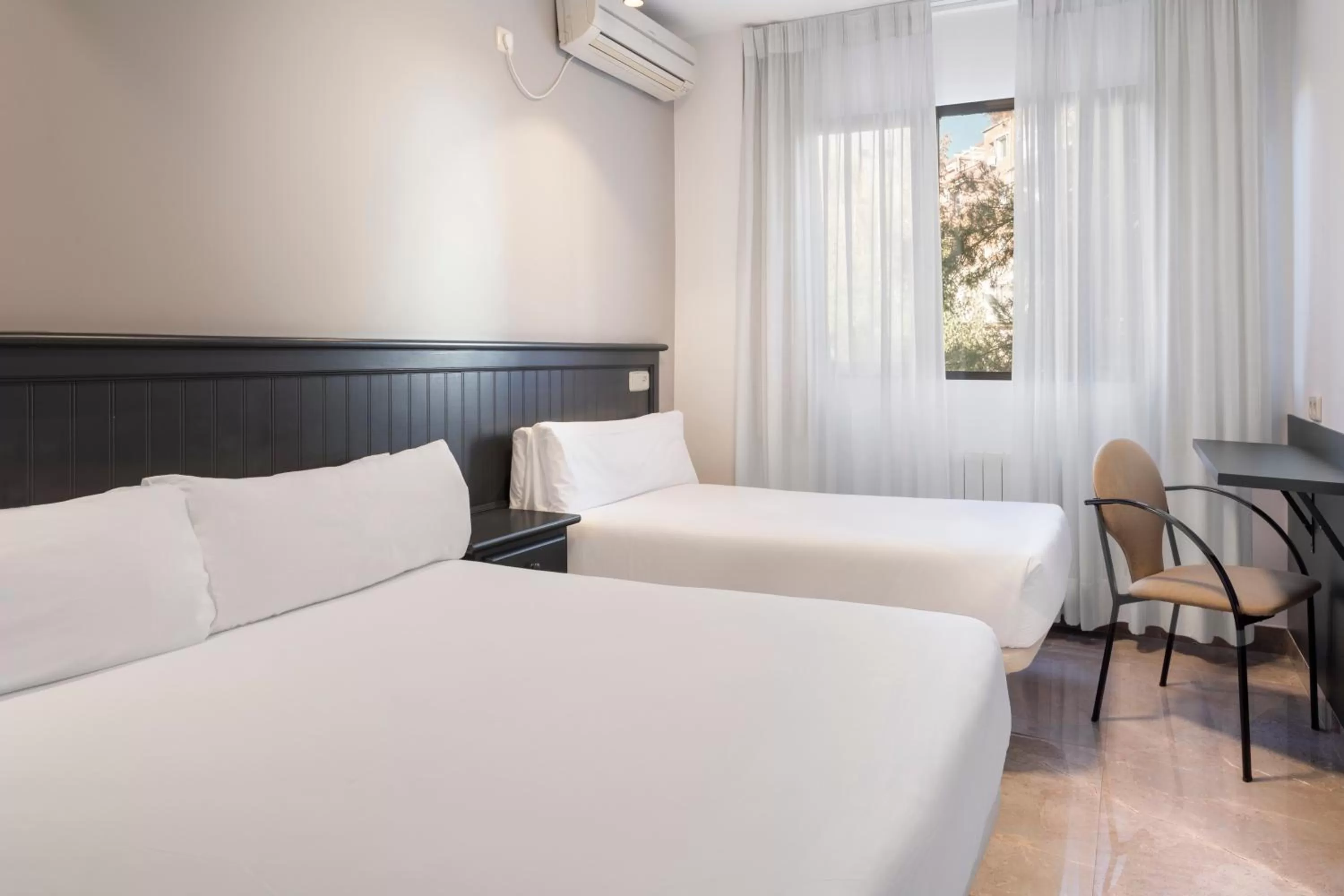 Bed in Hotel Victoria Valdemoro