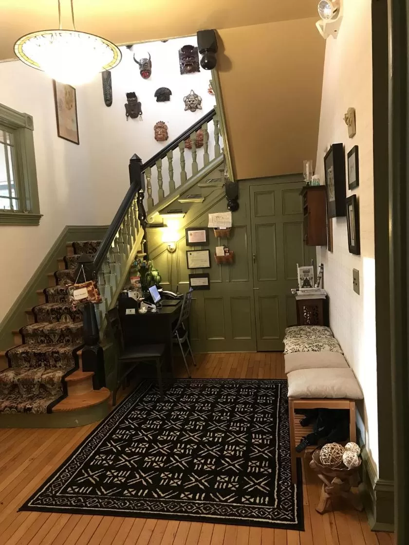 Lobby or reception in Hummingbird Inn