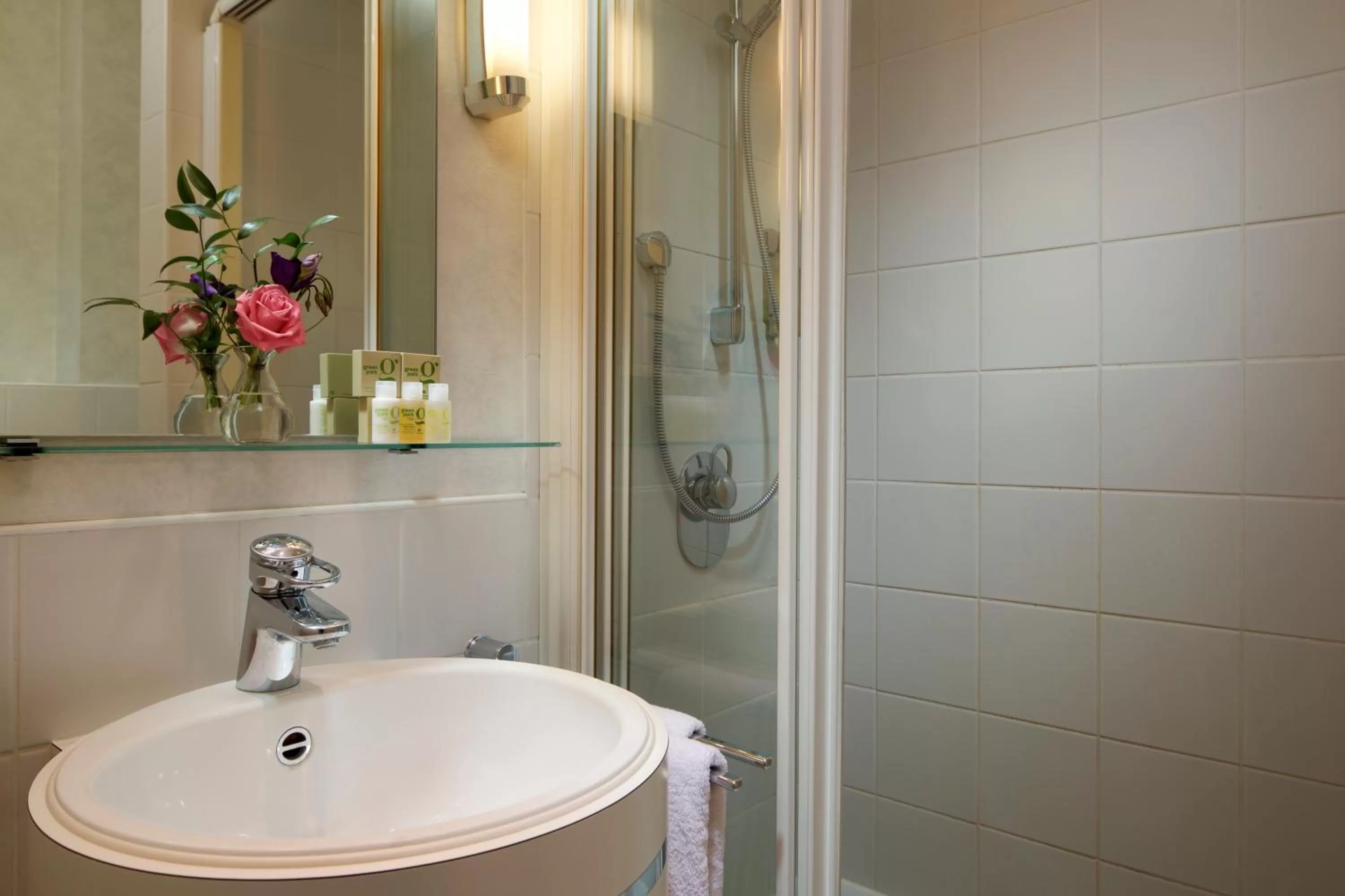 Bathroom in Hotel Parc Belair