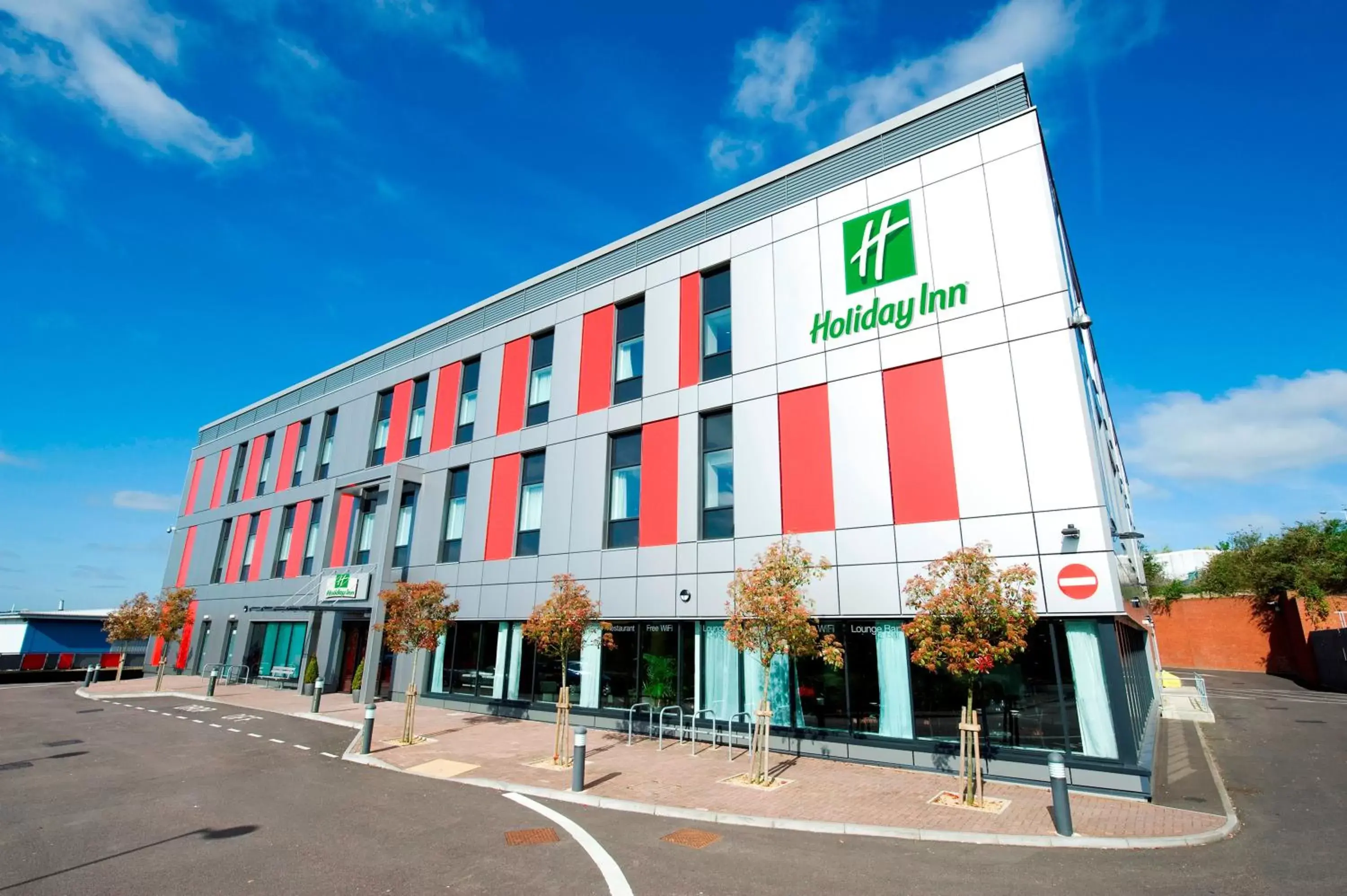 Holiday Inn London Luton Airport by IHG Holiday Inn London Luton Airport by IHG