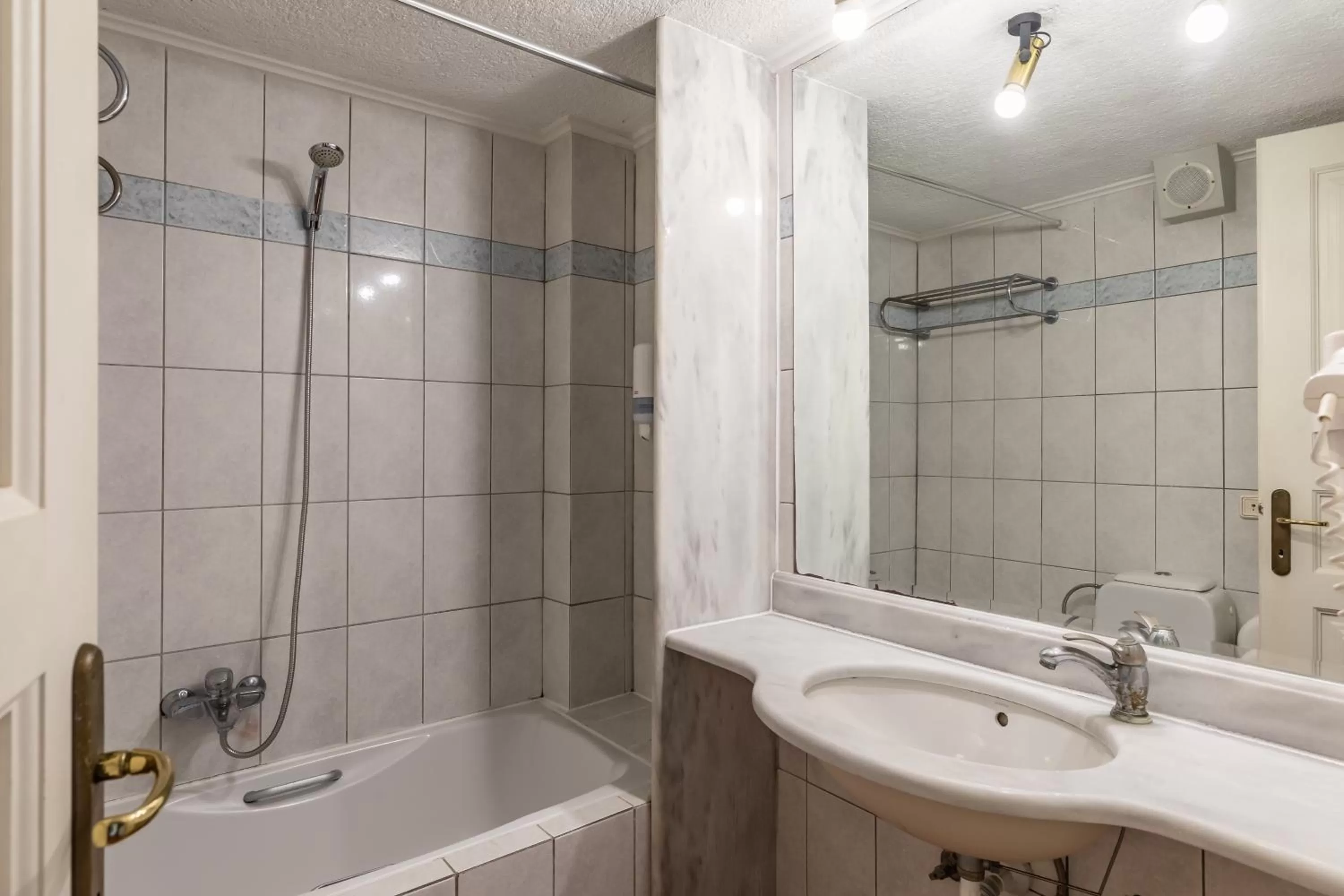 Bathroom in Rigas Hotel Skopelos