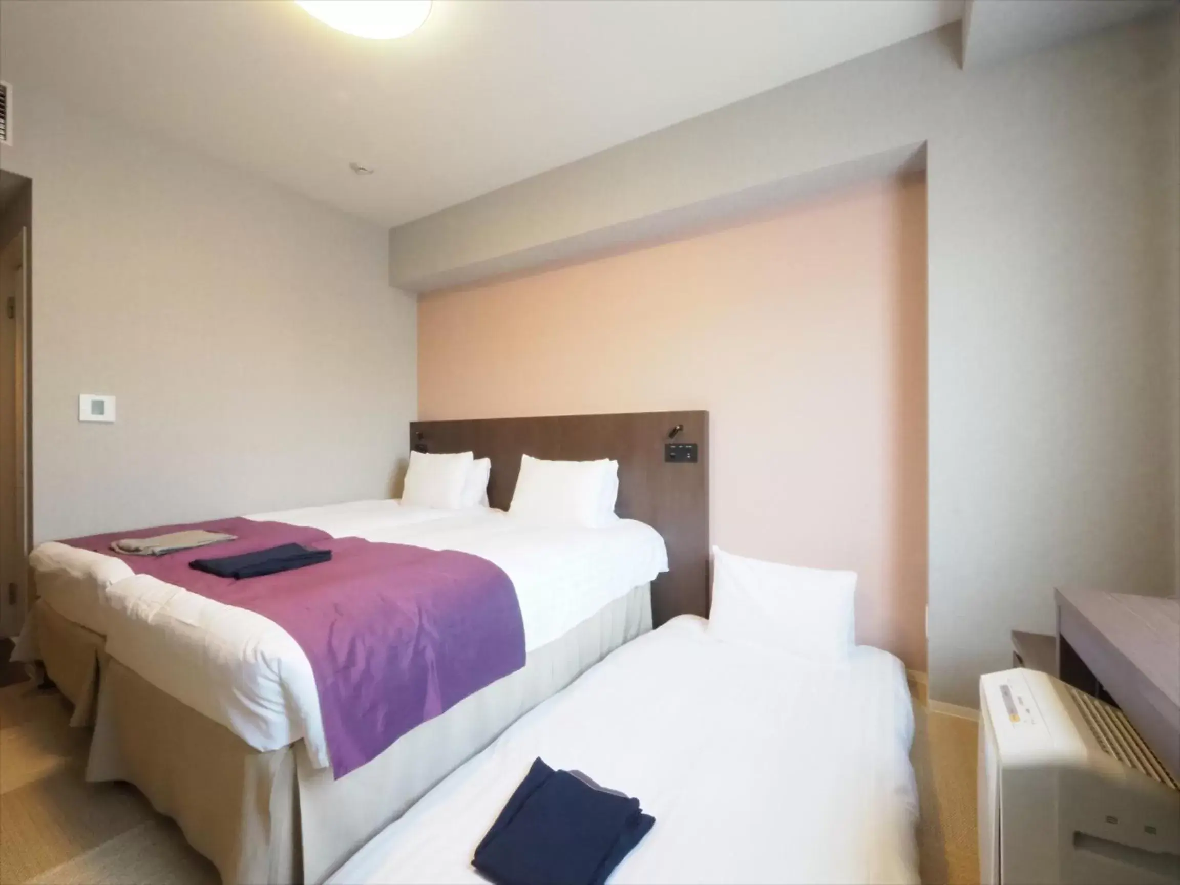 Standard Triple Room with Unit Bath in Hiyori Hotel Osaka Namba Station Standard Triple Room with Unit Bath in Hiyori Hotel Osaka Namba Station