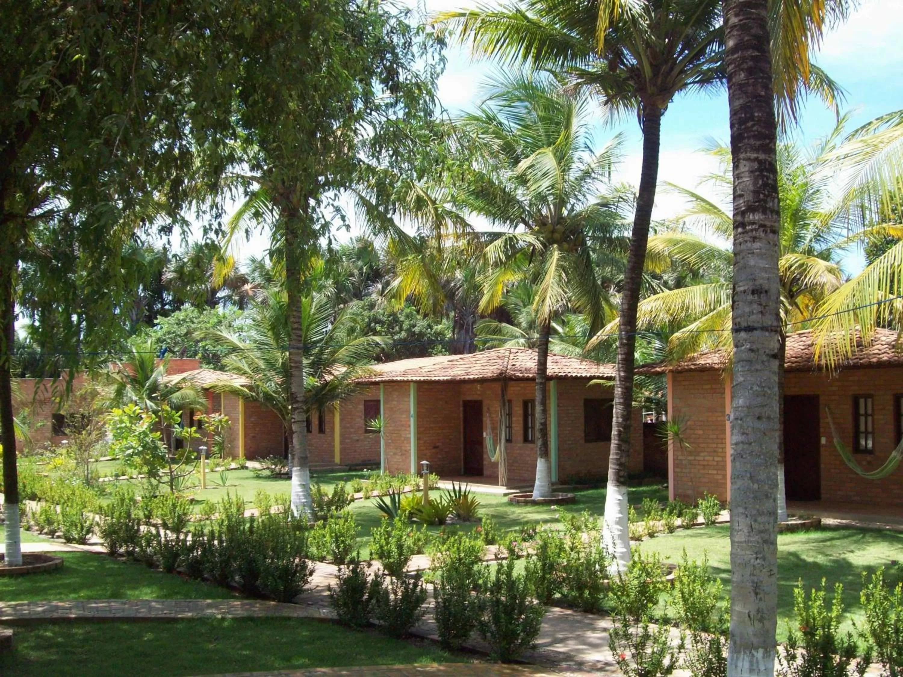Facade/entrance, Property Building in Pousada do Riacho