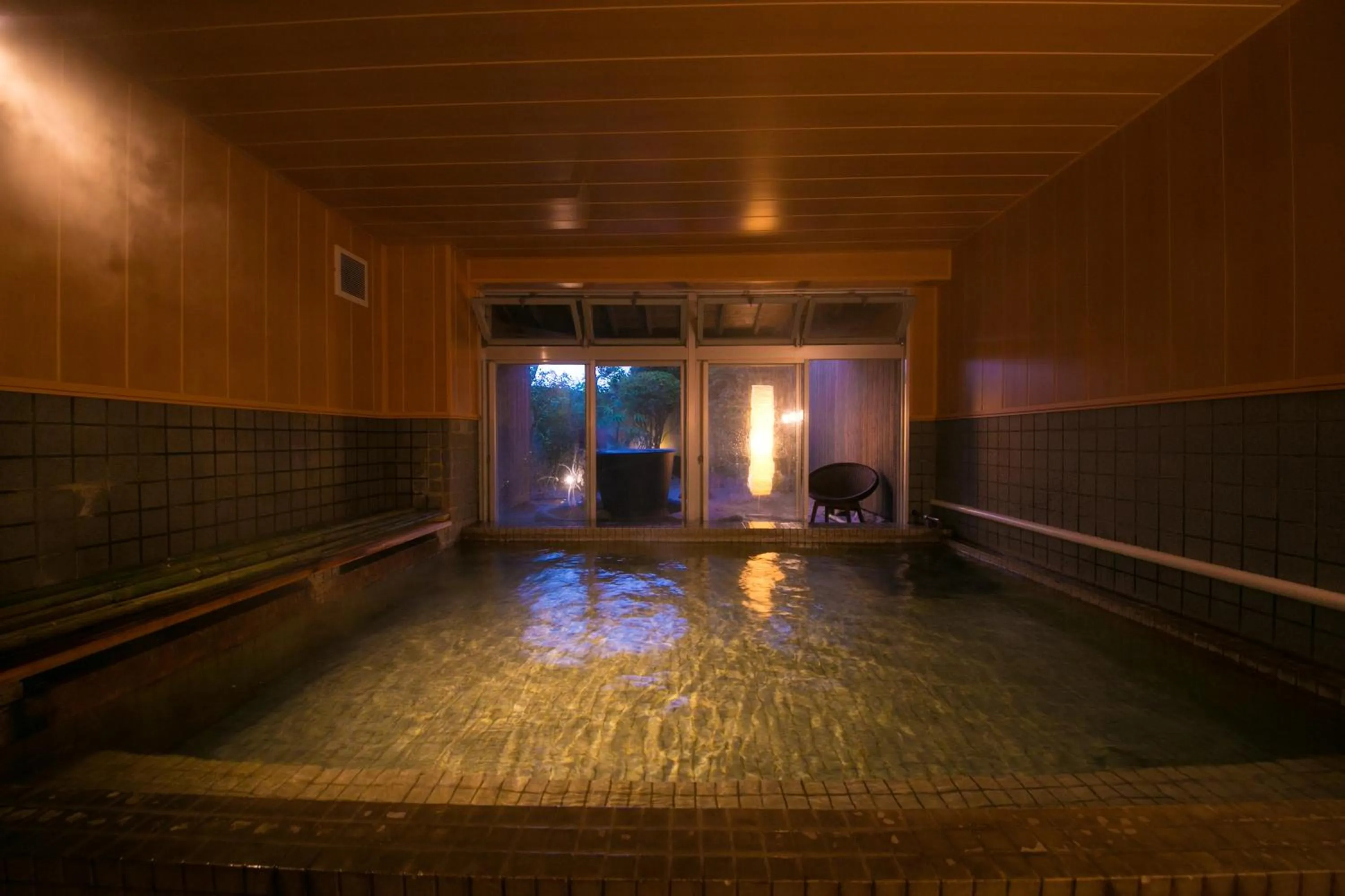 Hot Spring Bath in Kunisakisou