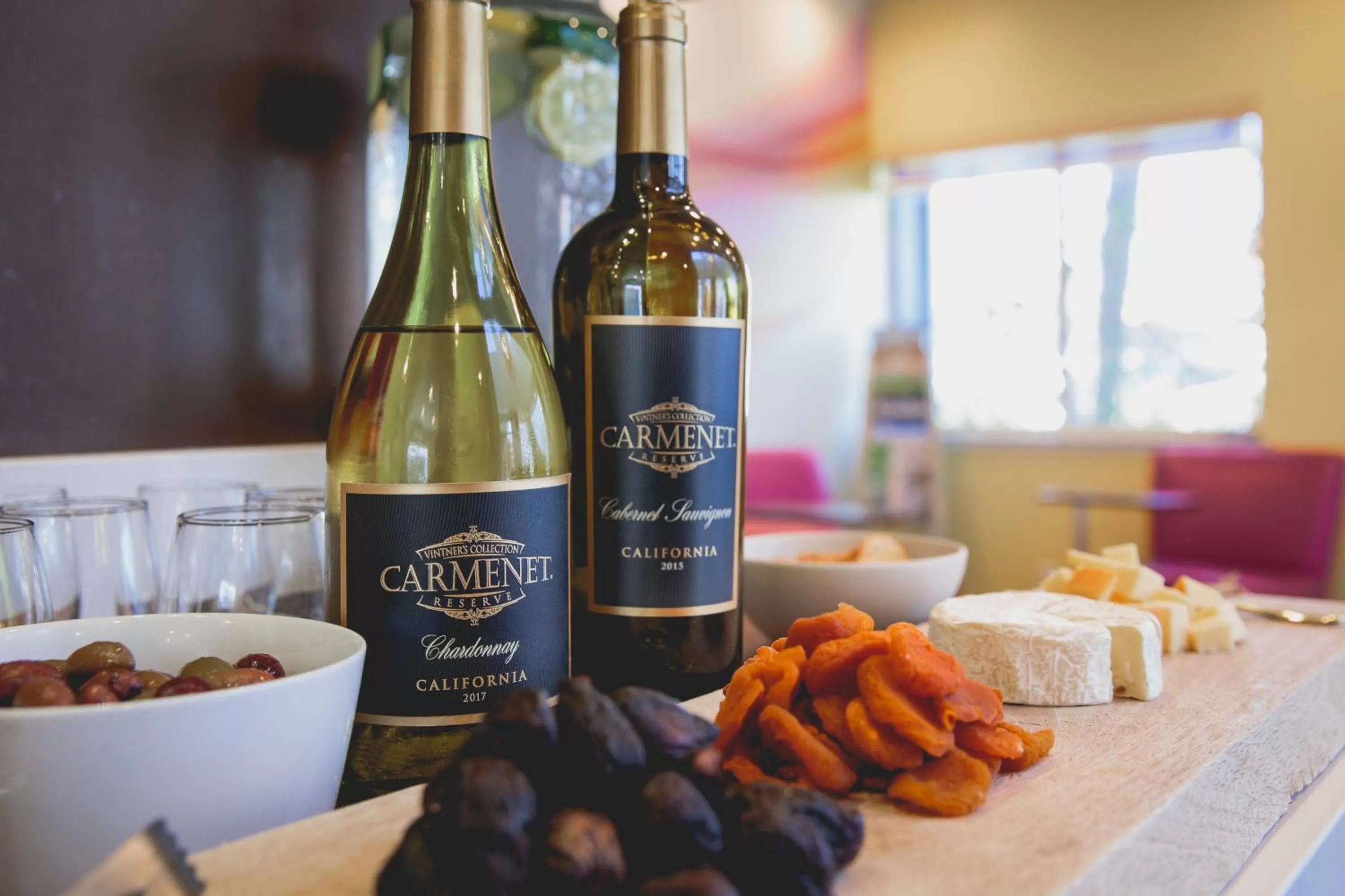 Food and drinks in Menlo Park Inn