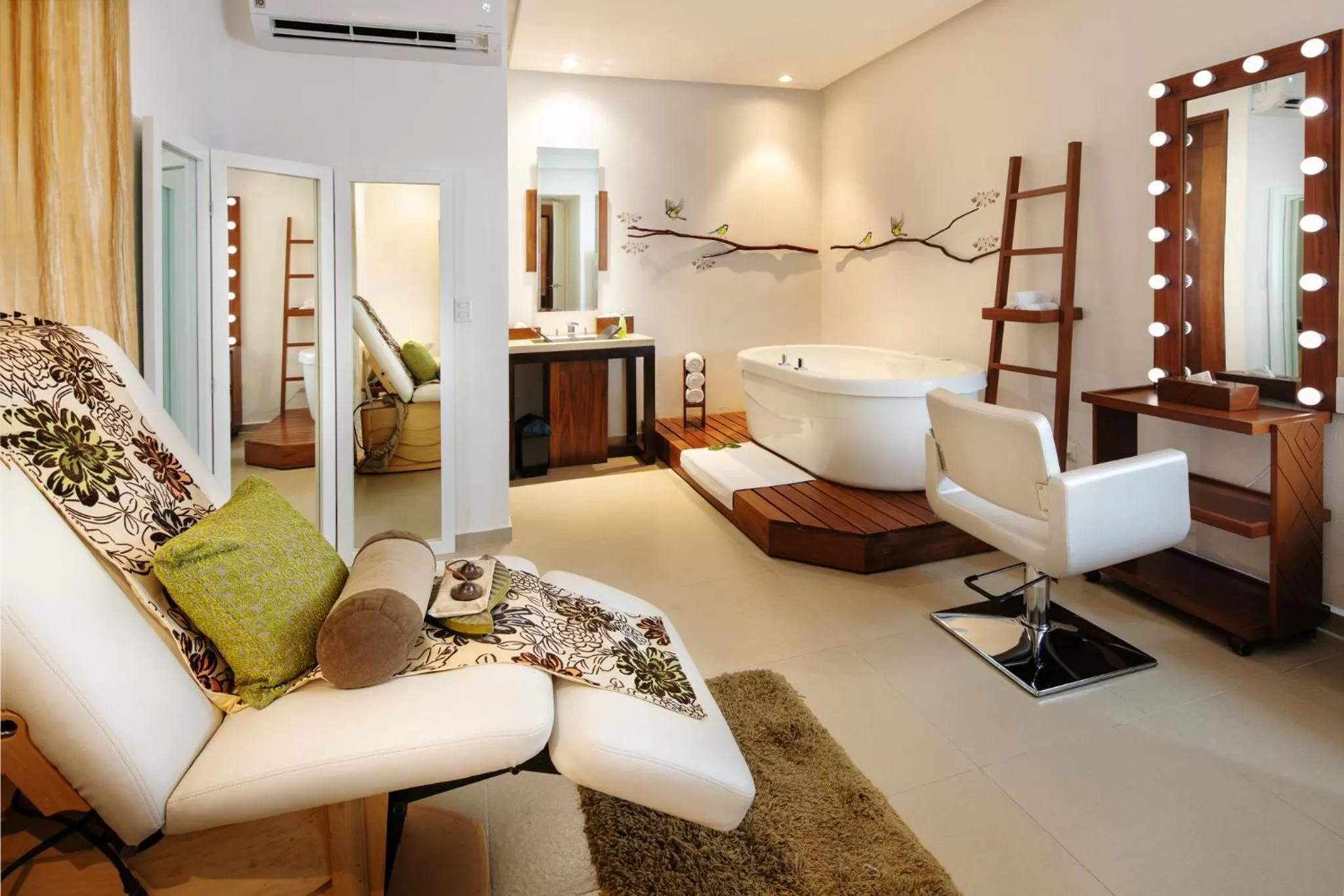 Spa and wellness centre/facilities in Margaritaville Island Reserve Riviera Cancún - A Karisma All-Inclusive Experience for All